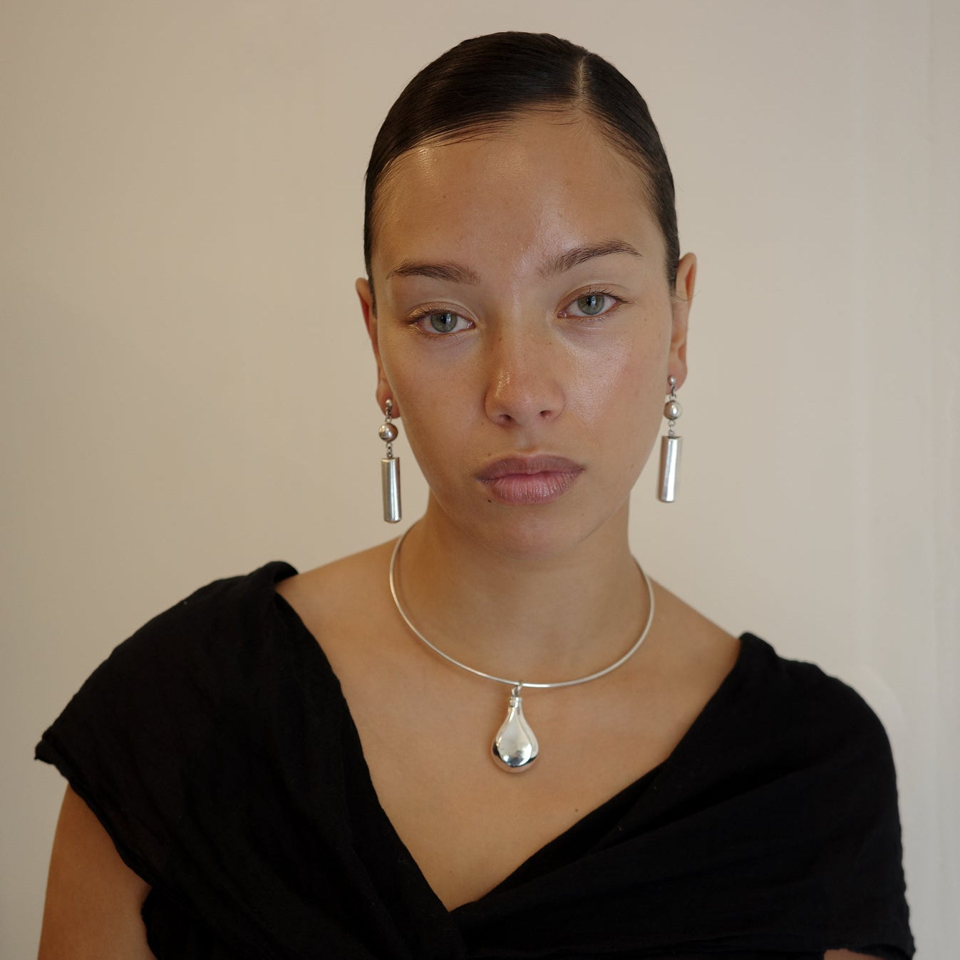 Round vessel pendant