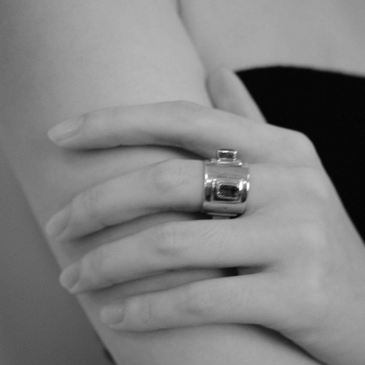 Square amethyst ring