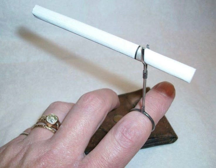 1920s Ring Cigarette Holder
