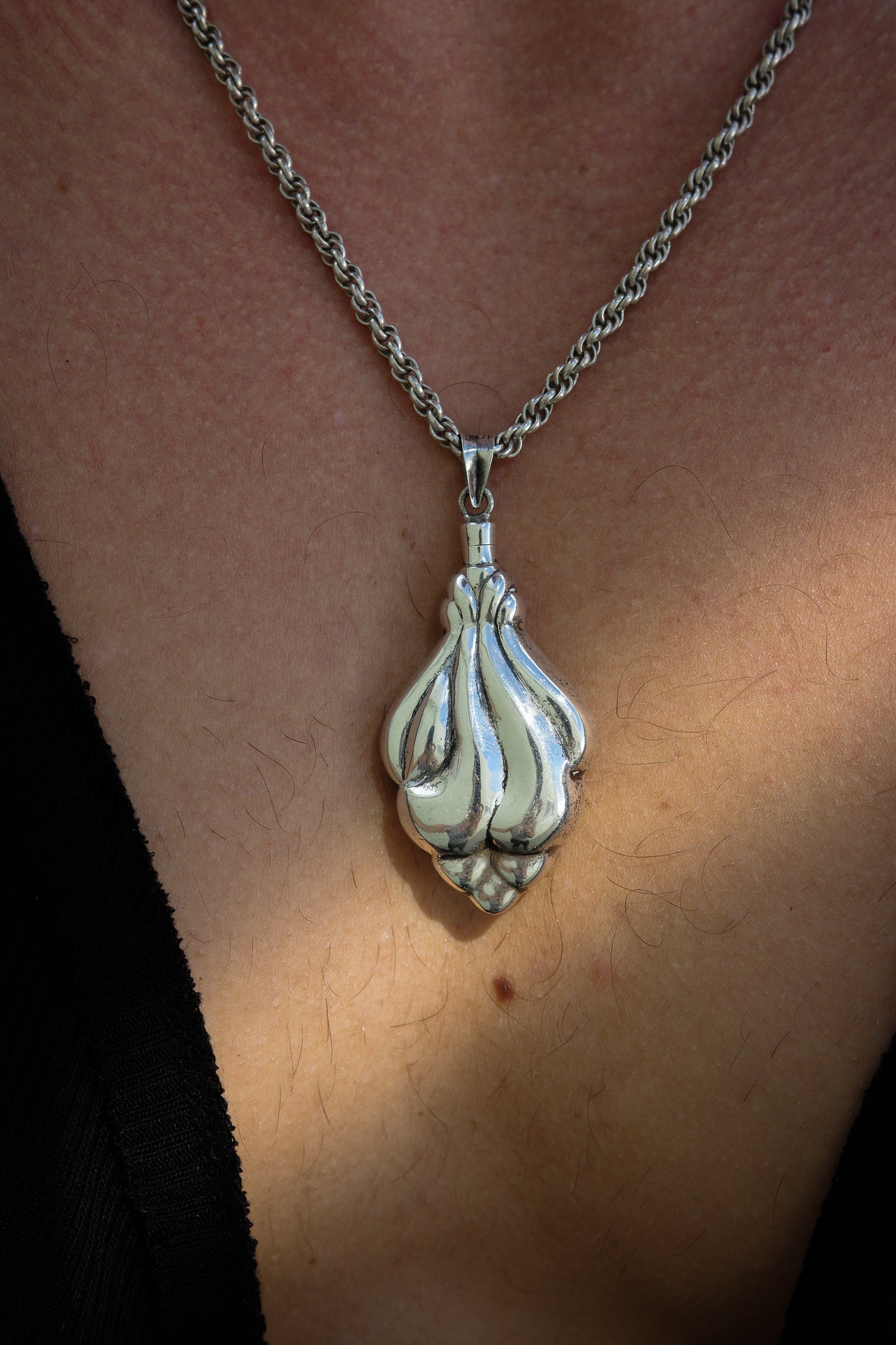 Mid-century Mexican perfume vessel