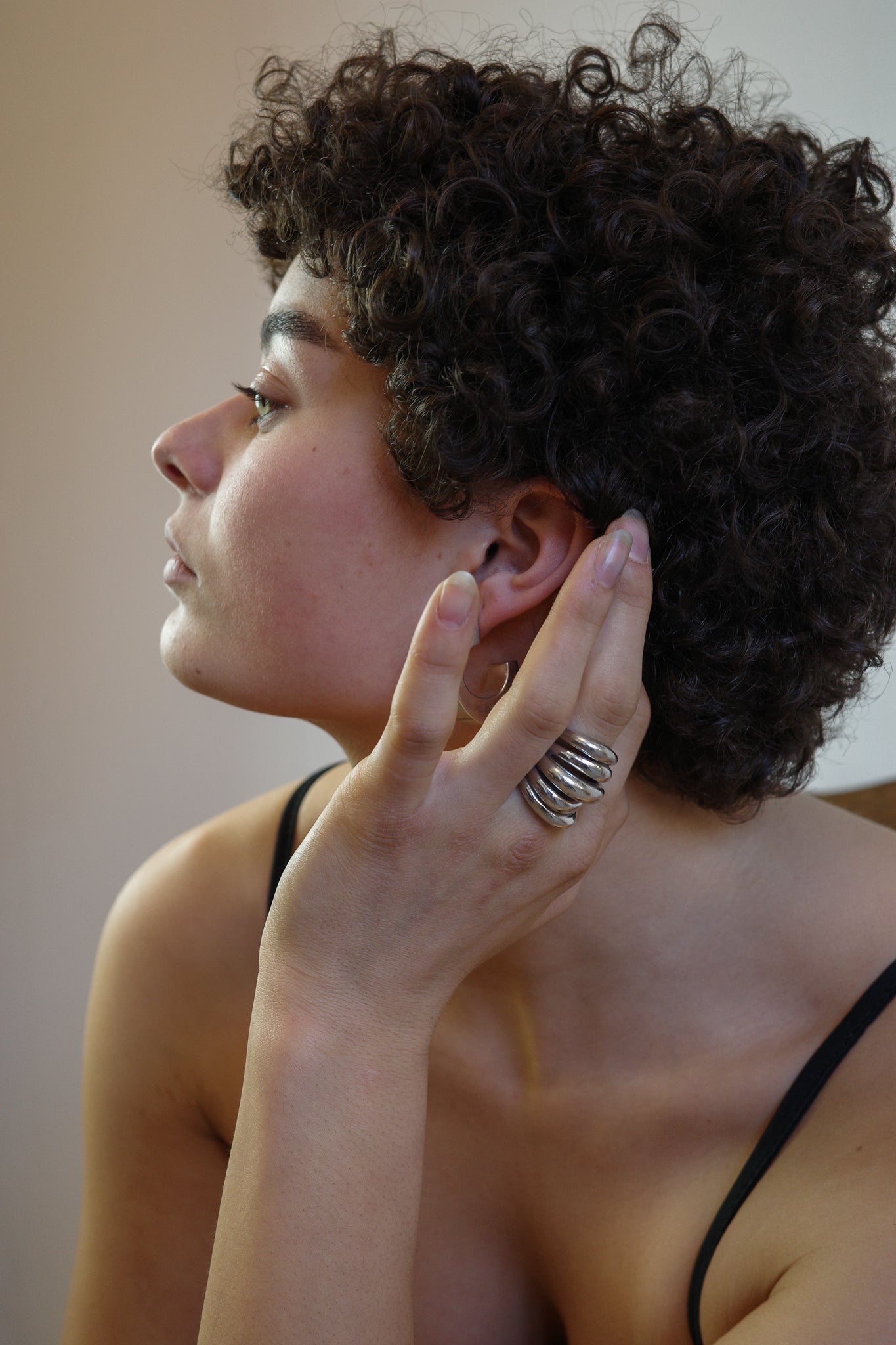 Heavy weight five ribbed stacked ring