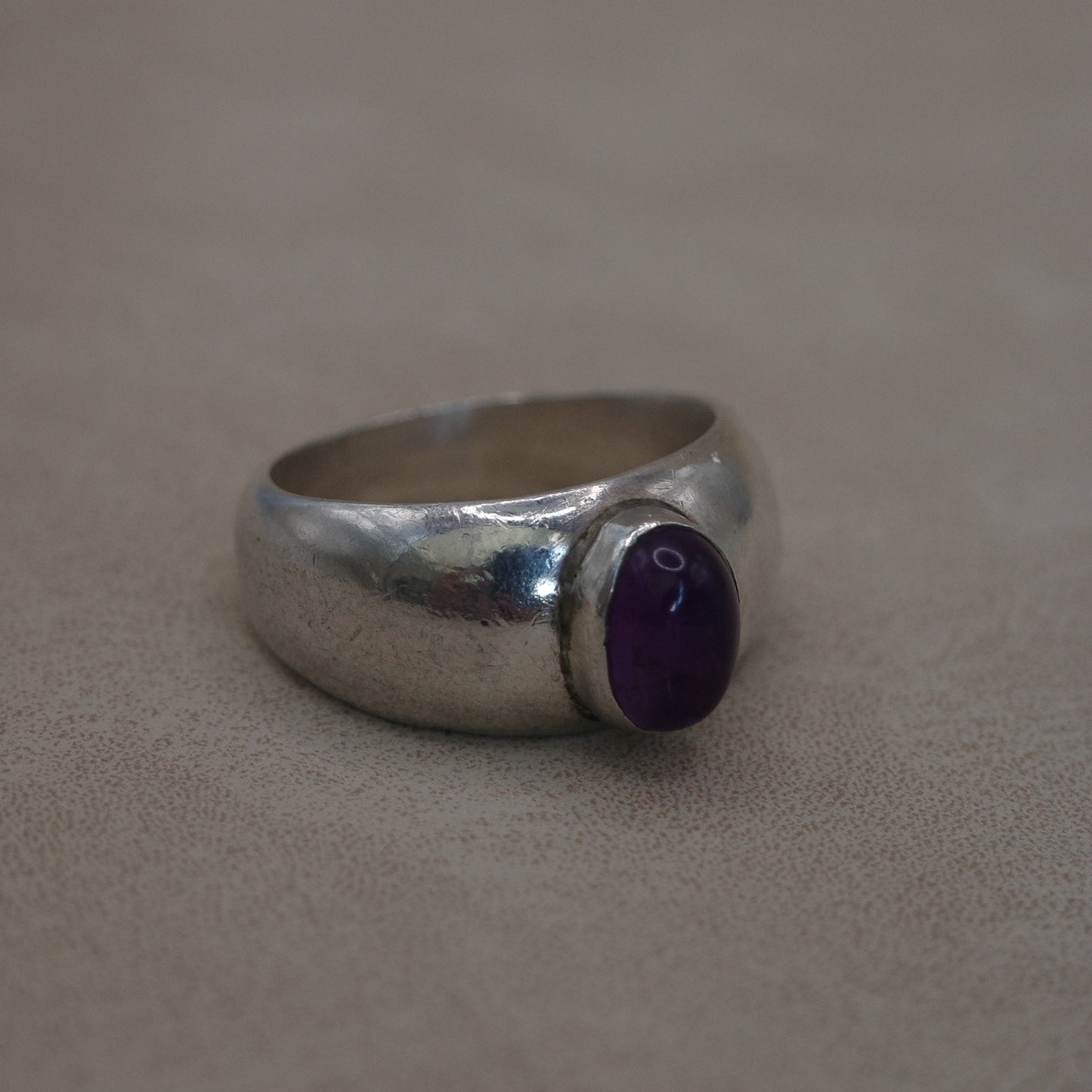 Amethyst everyday solid band ring