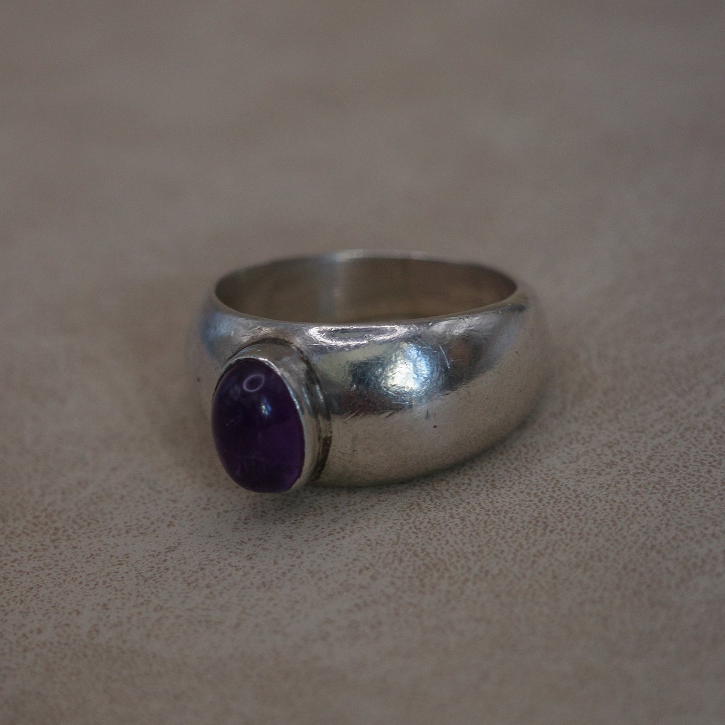 Amethyst everyday solid band ring