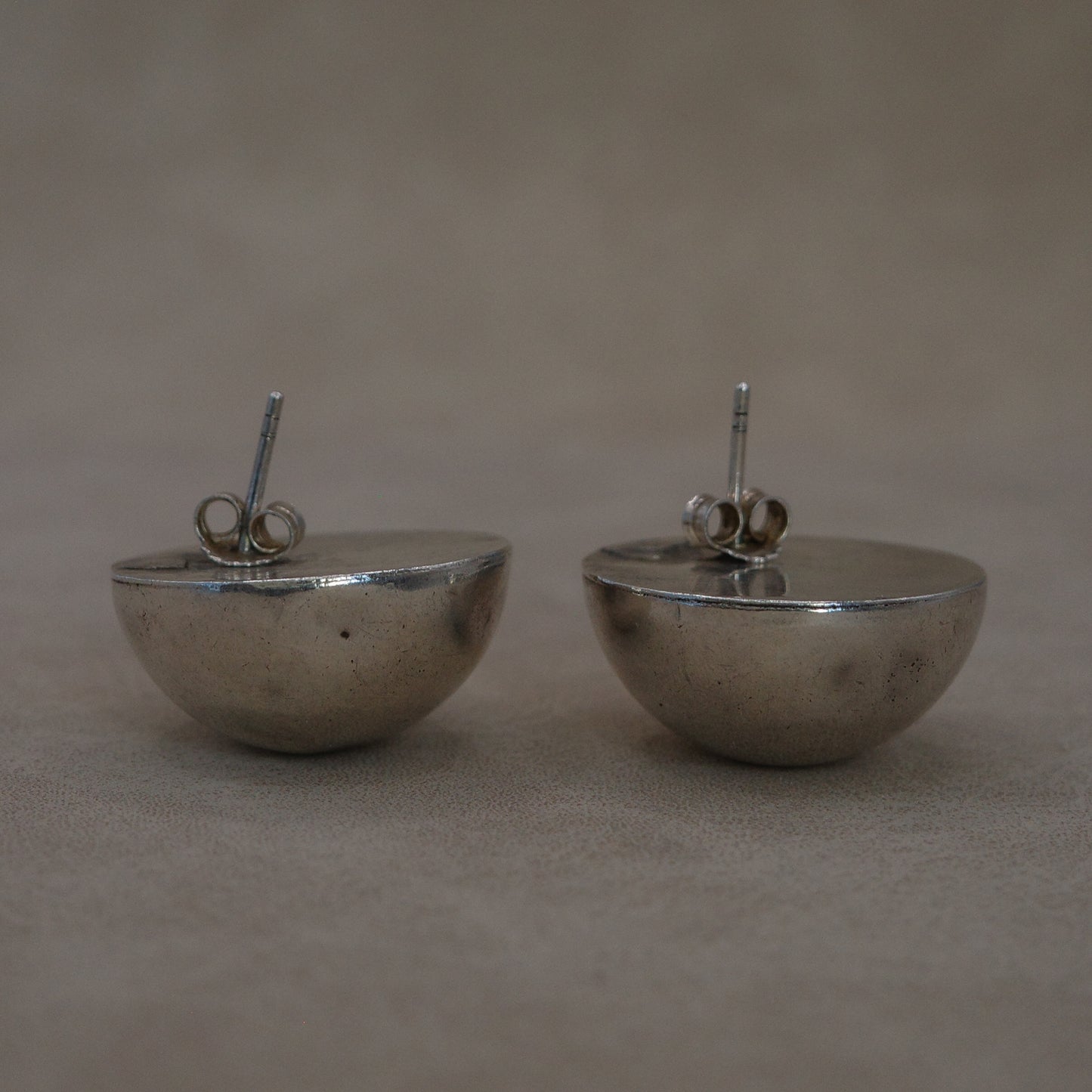 Dome timeless earrings