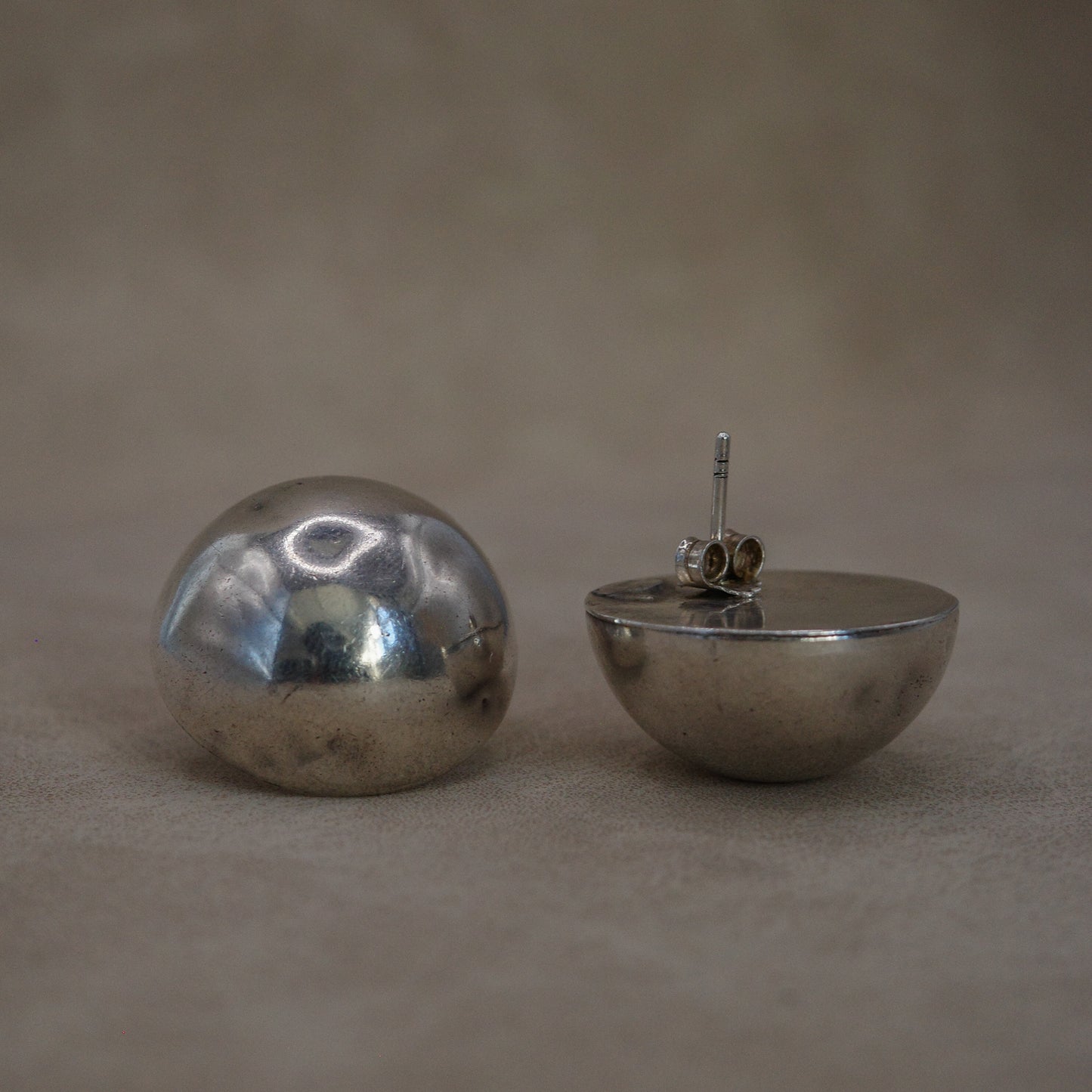 Dome timeless earrings