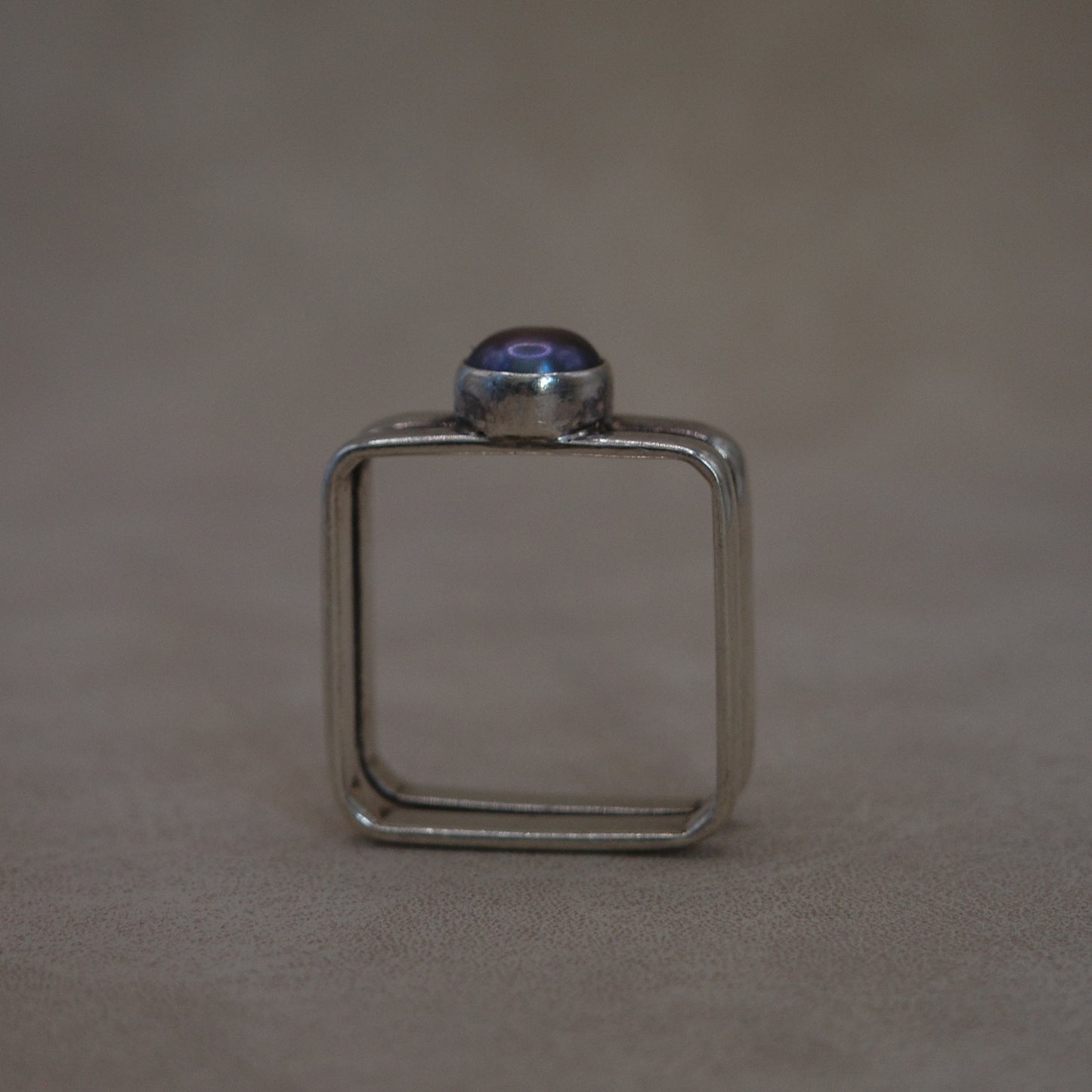 Square black pearl ring