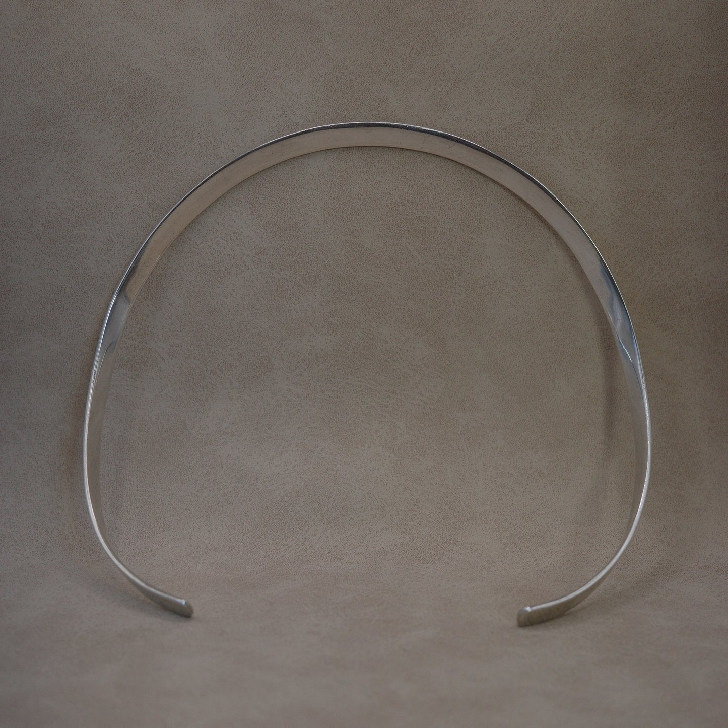 Modernist solid Mexican neck piece