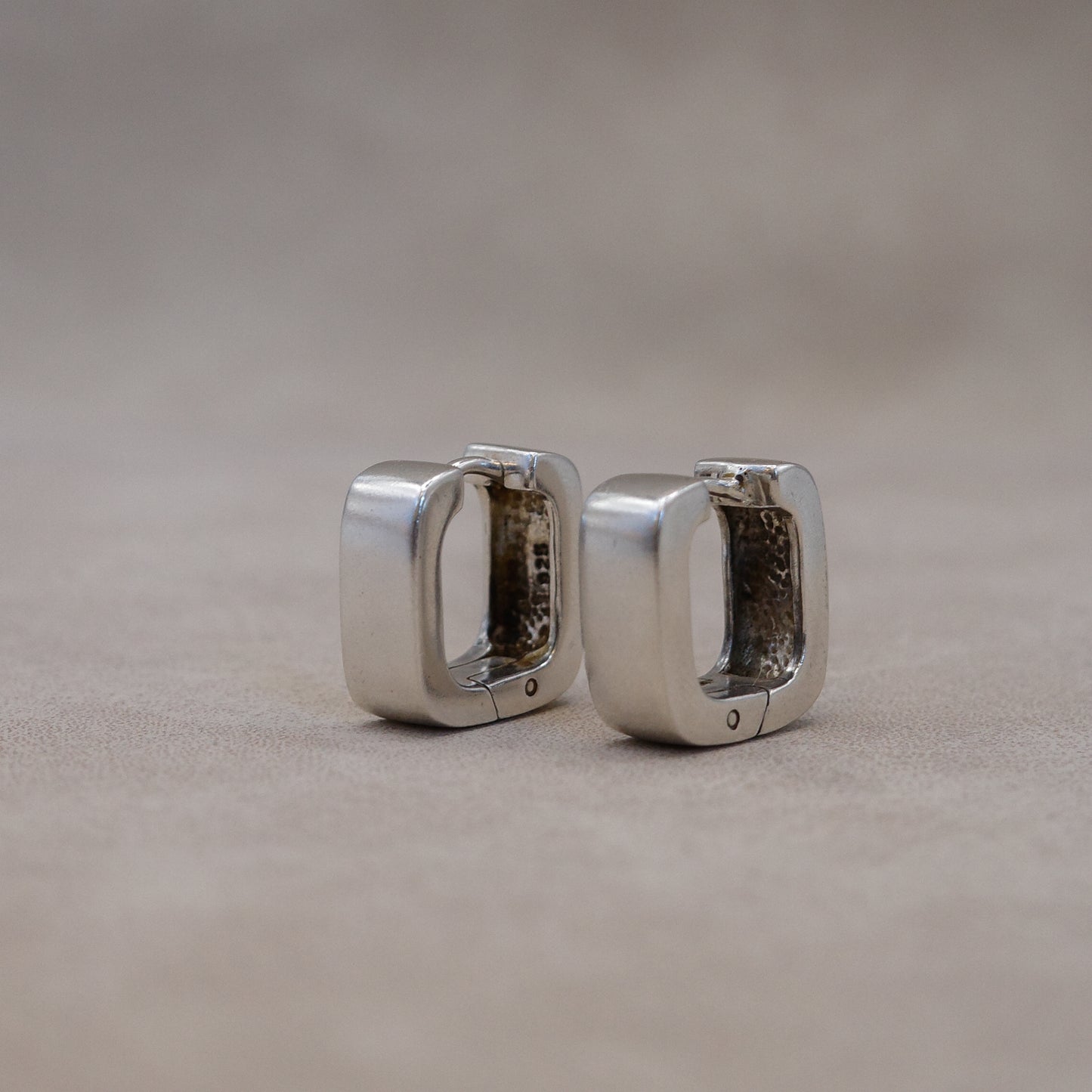 Square hoops