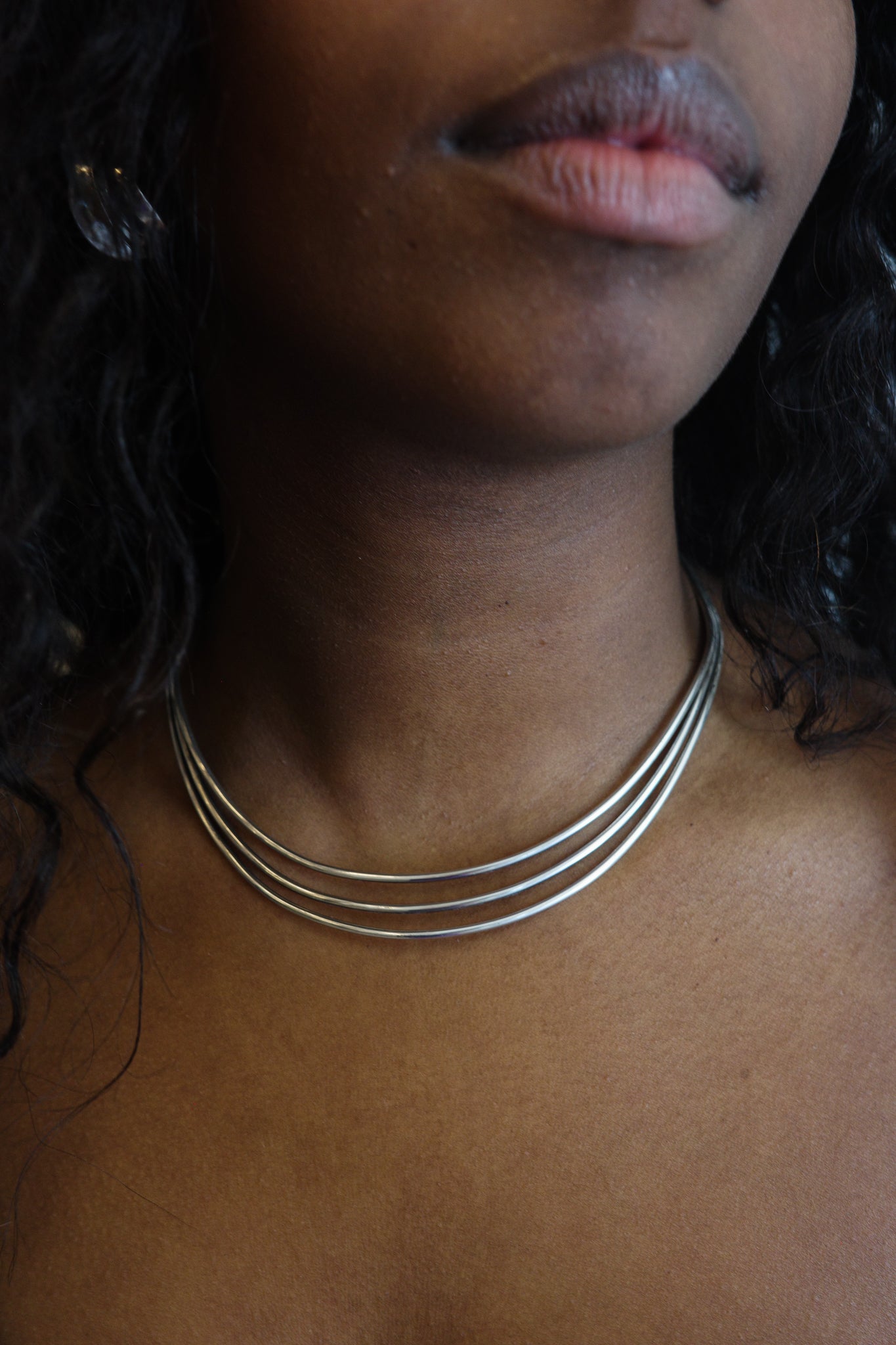 Sterling triple-band choker