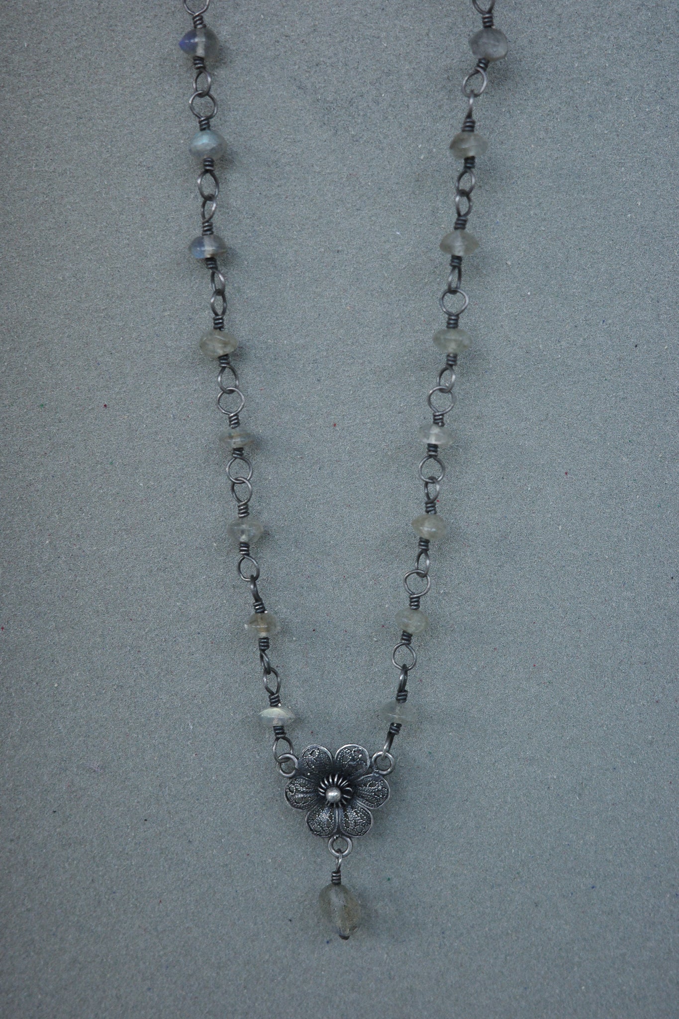 Art Deco flower necklace with moonstones