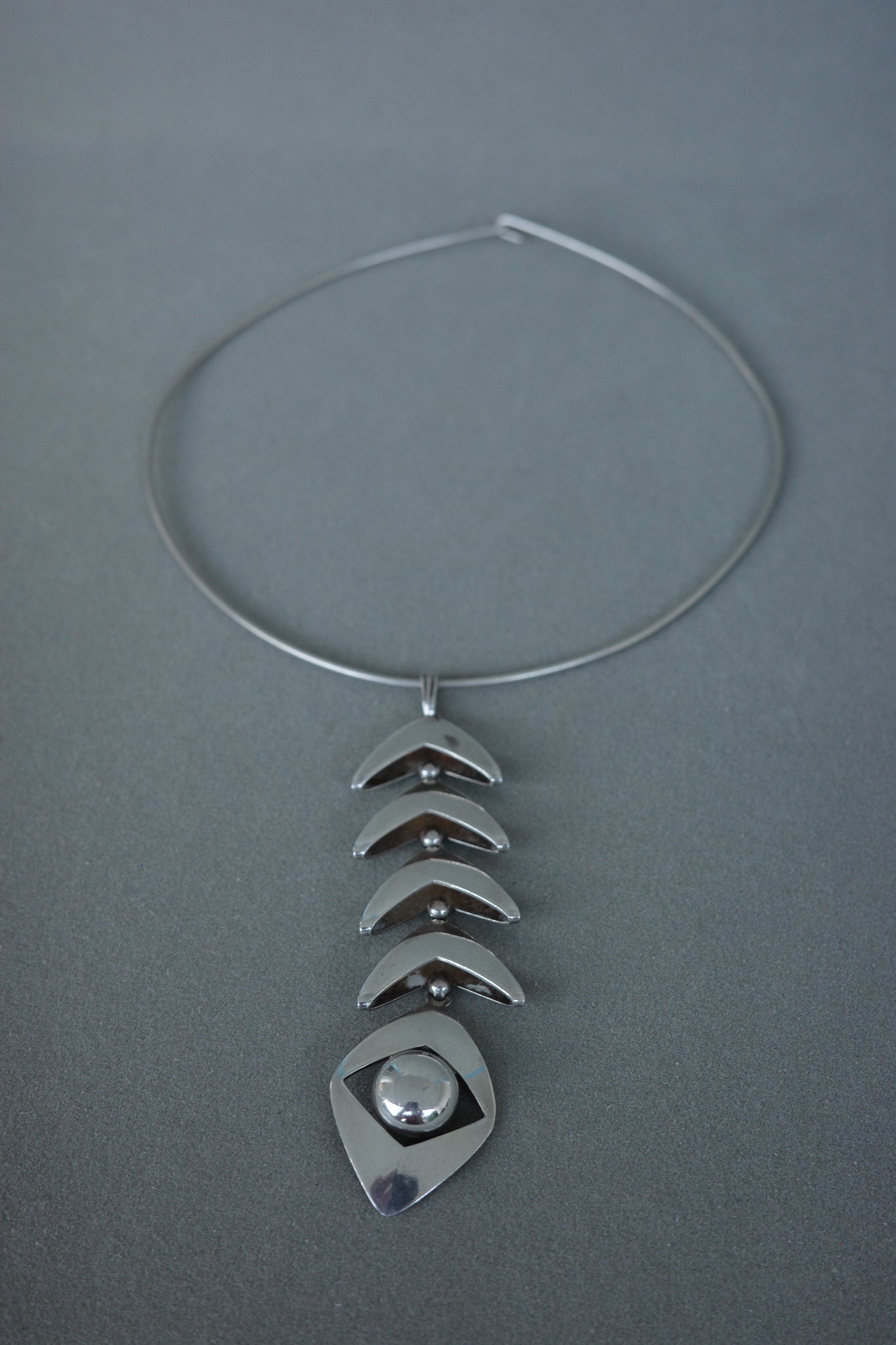 Fishbone pendant