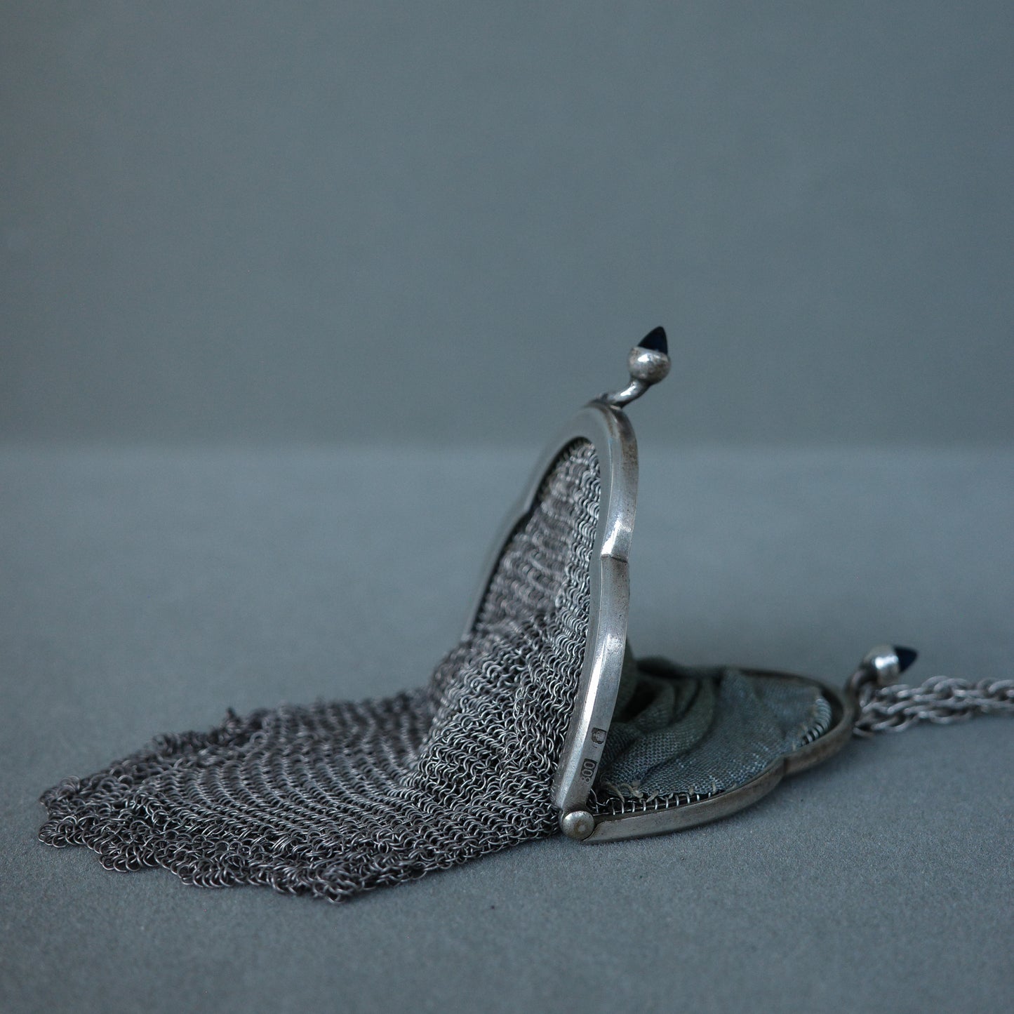 1930s silver mesh purse pendant