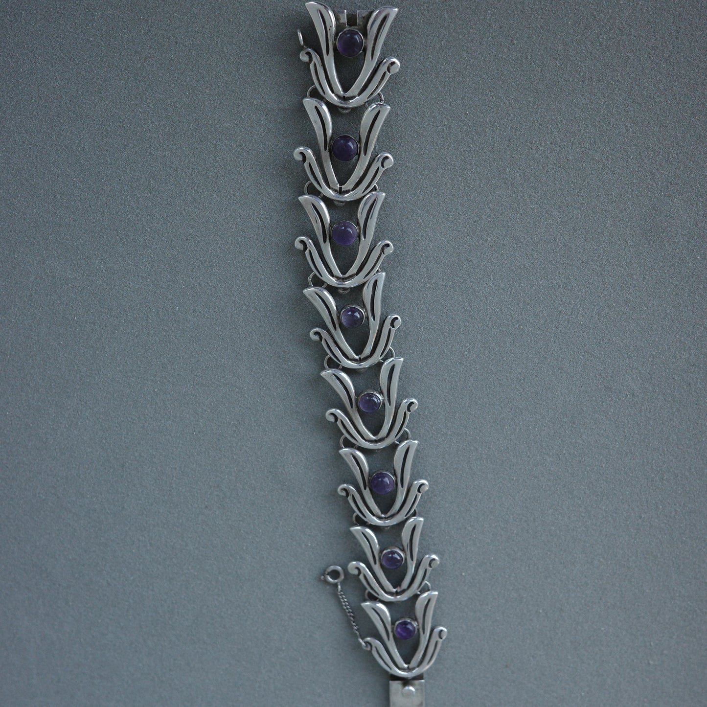 1970s Mexican hand-band with amethyst