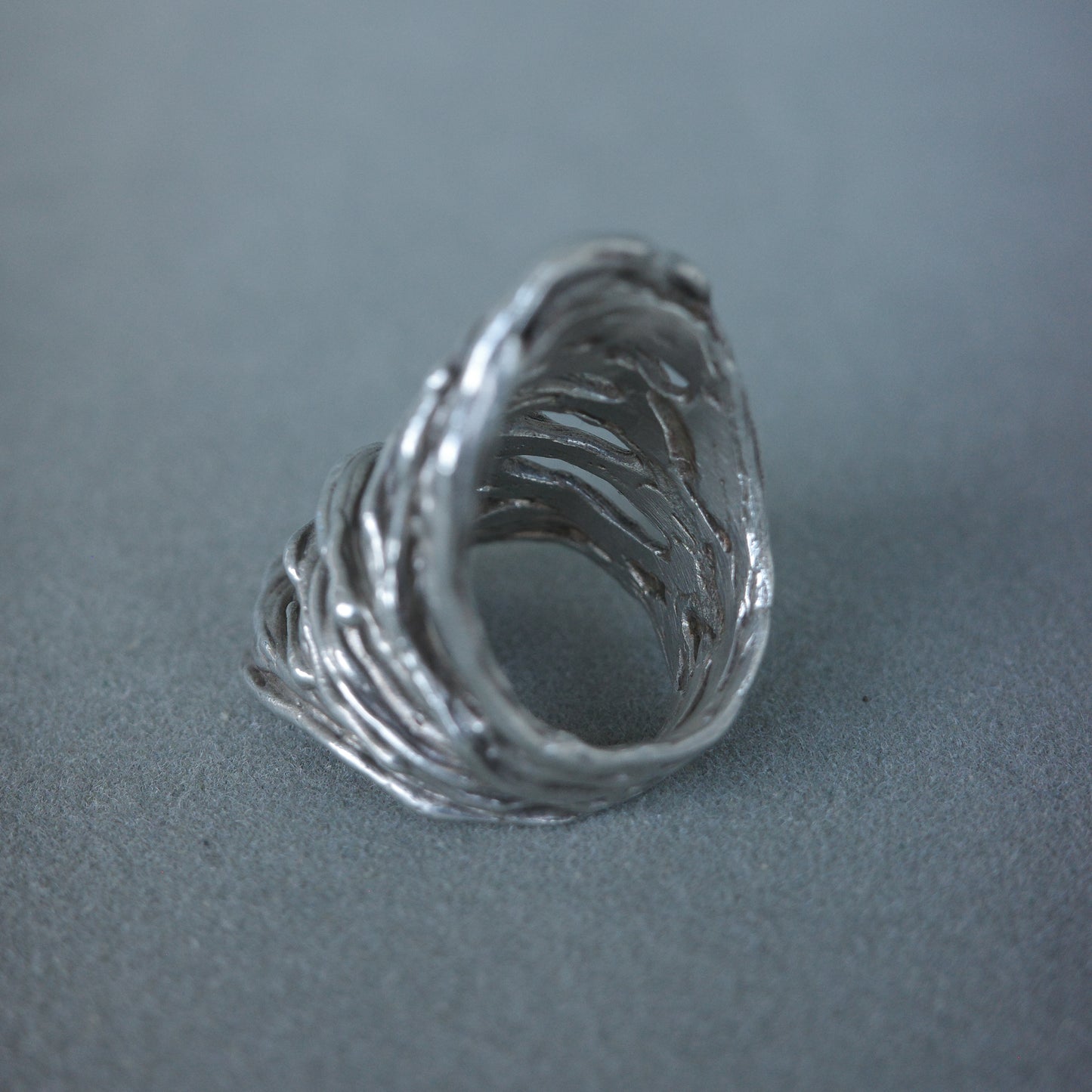 Brutalist nest ring