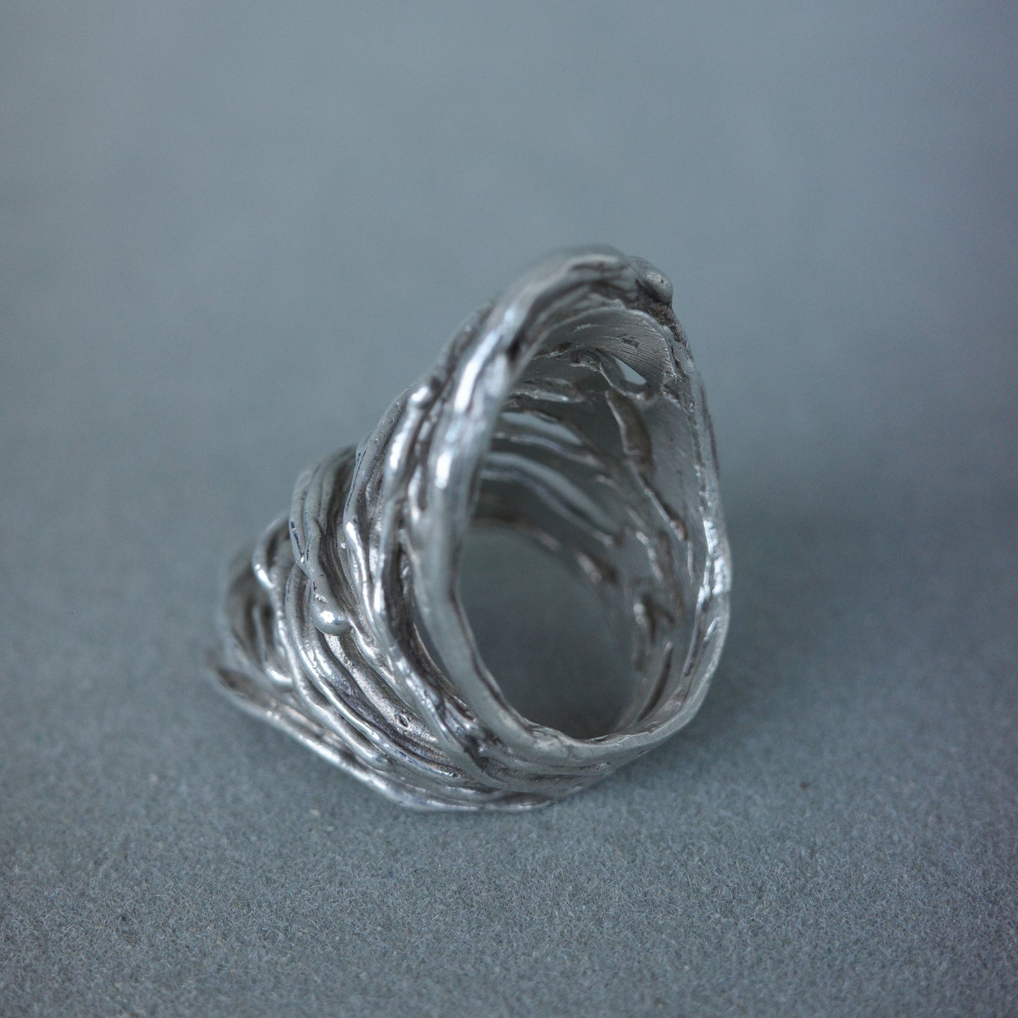 Brutalist nest ring