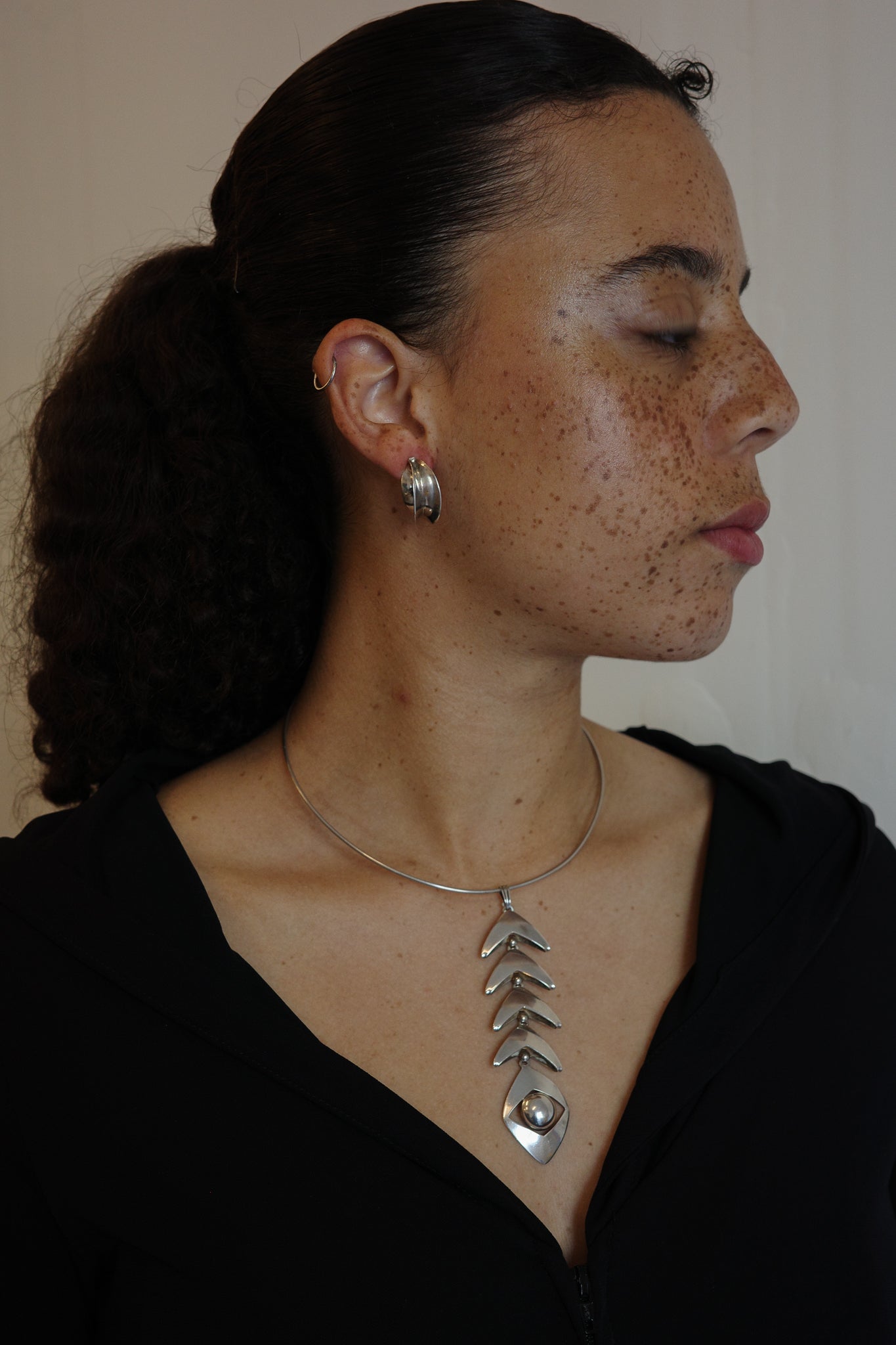 Fishbone pendant