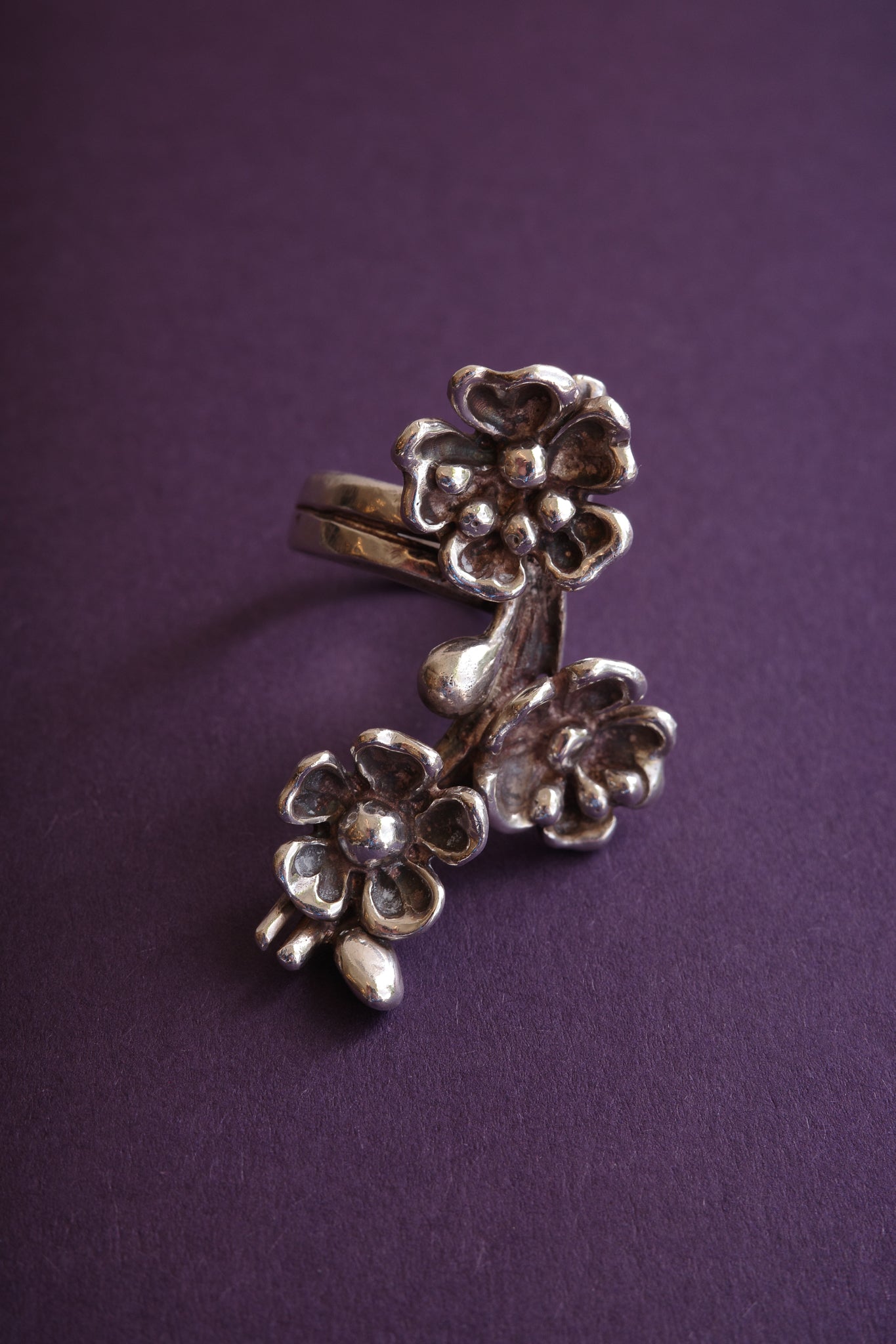 Flower Finger Piece