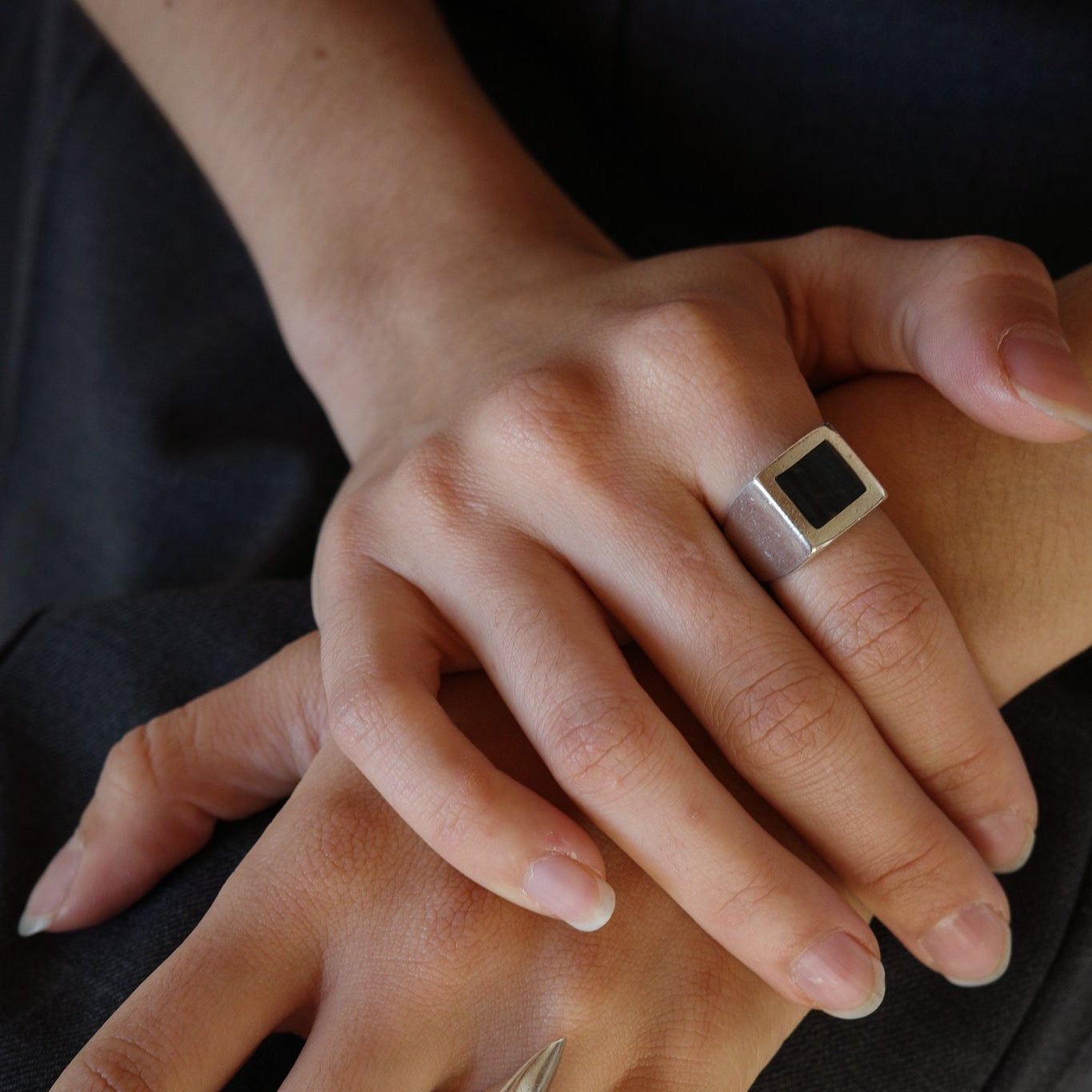 black agatae 1960s silver ring