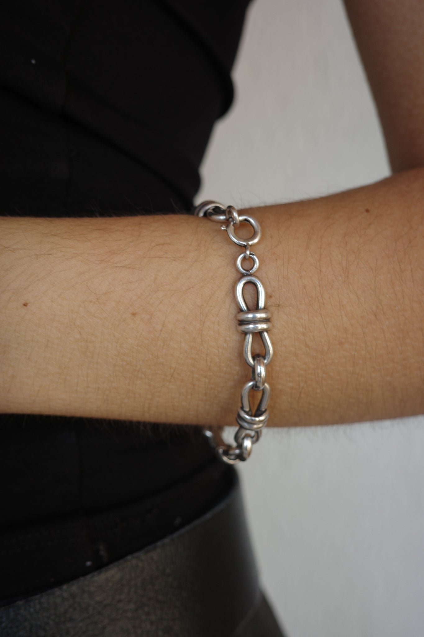 abstract link silver chain