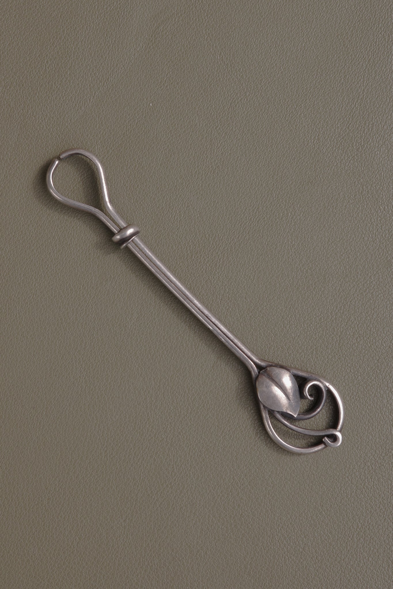 1920s Ring Cigarette Holder