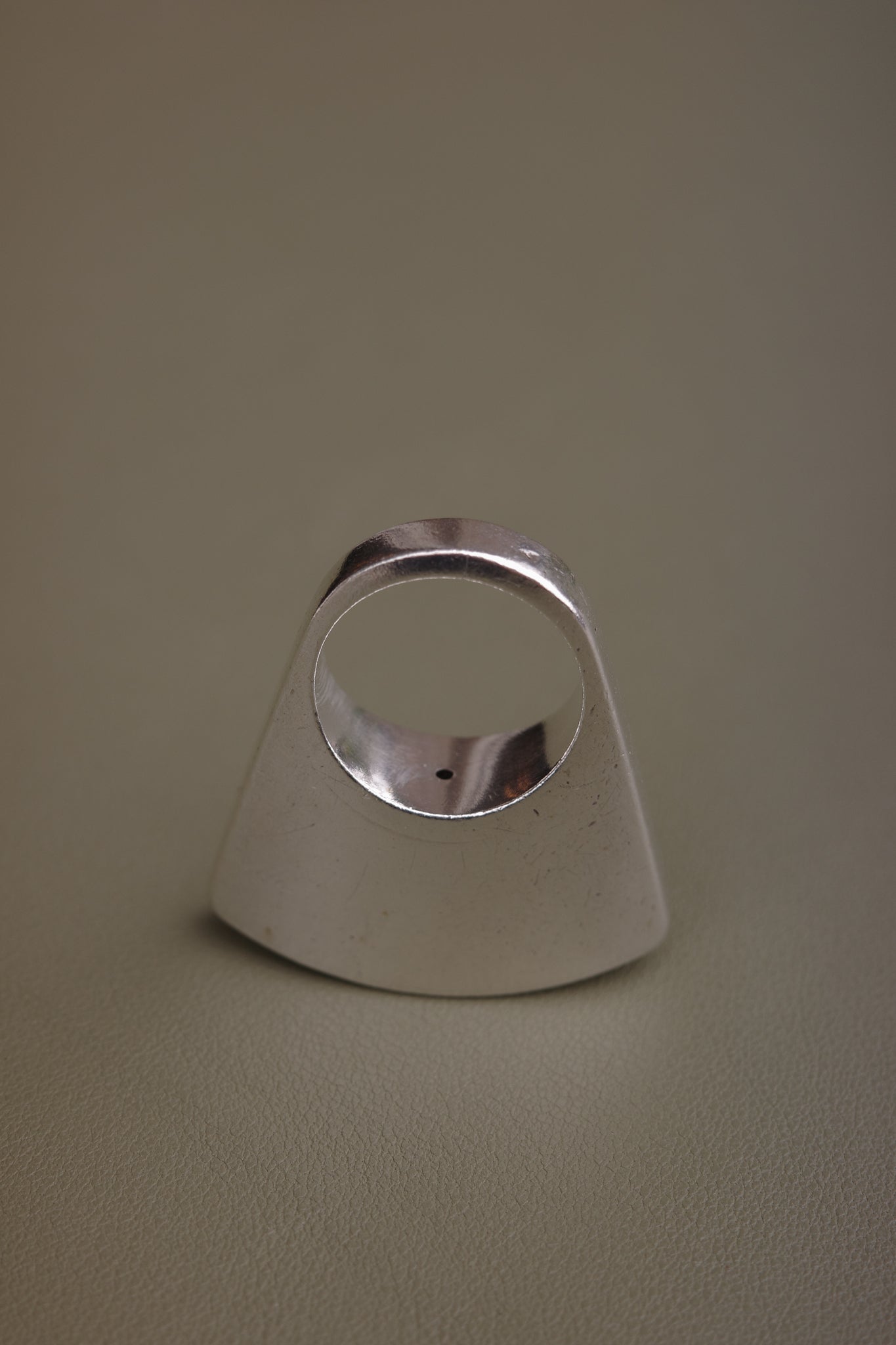 Post-modern sculptural piece