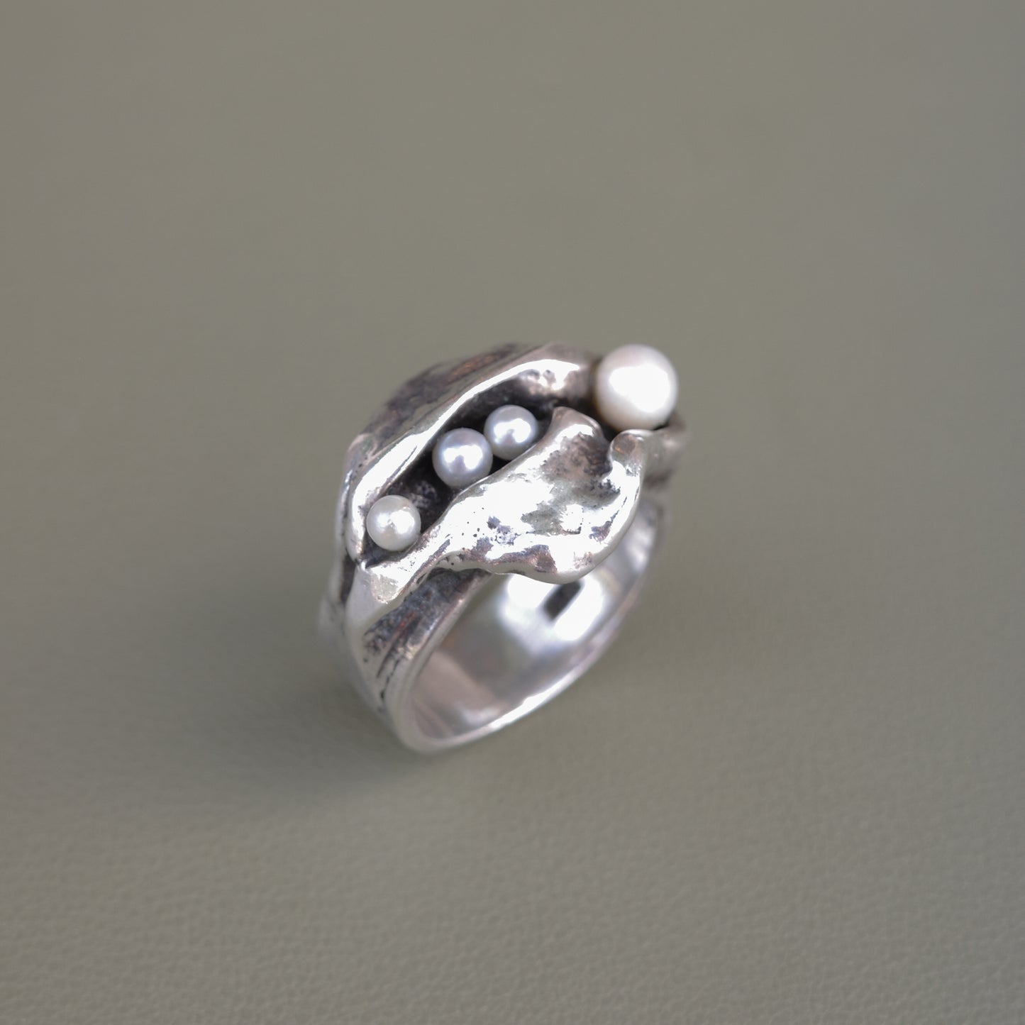 Rare Brutalist Pearl Ring