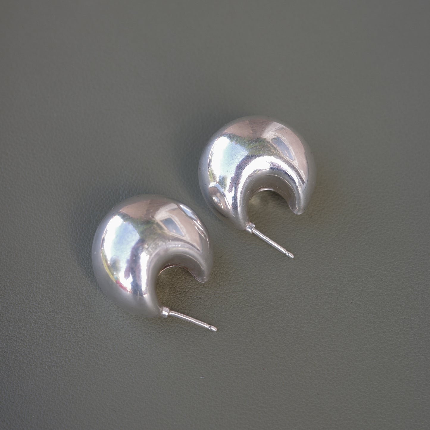 Chubby hoop earrings