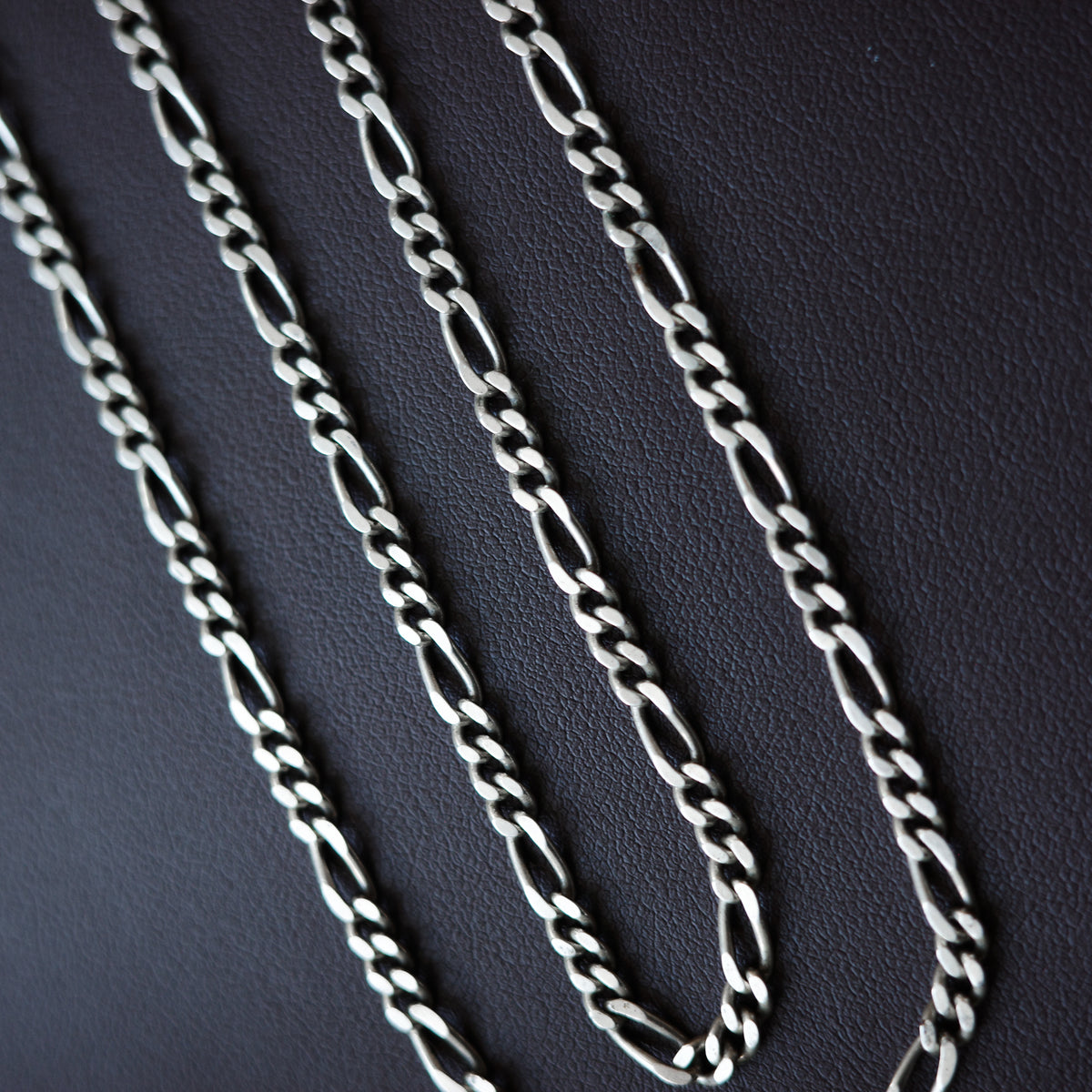 Timeless figaro chain