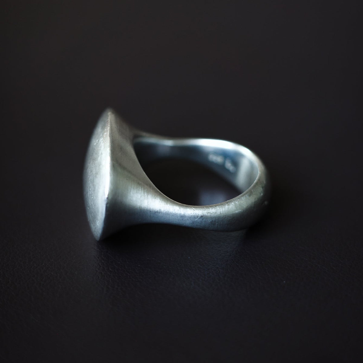 Modernist solid oval ring