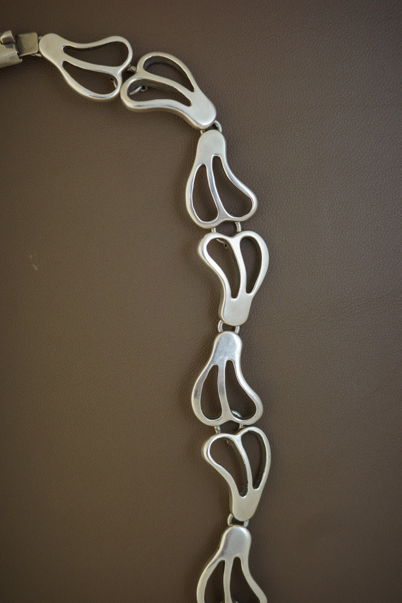 Ginkgo leaf-shape necklace, Taxco