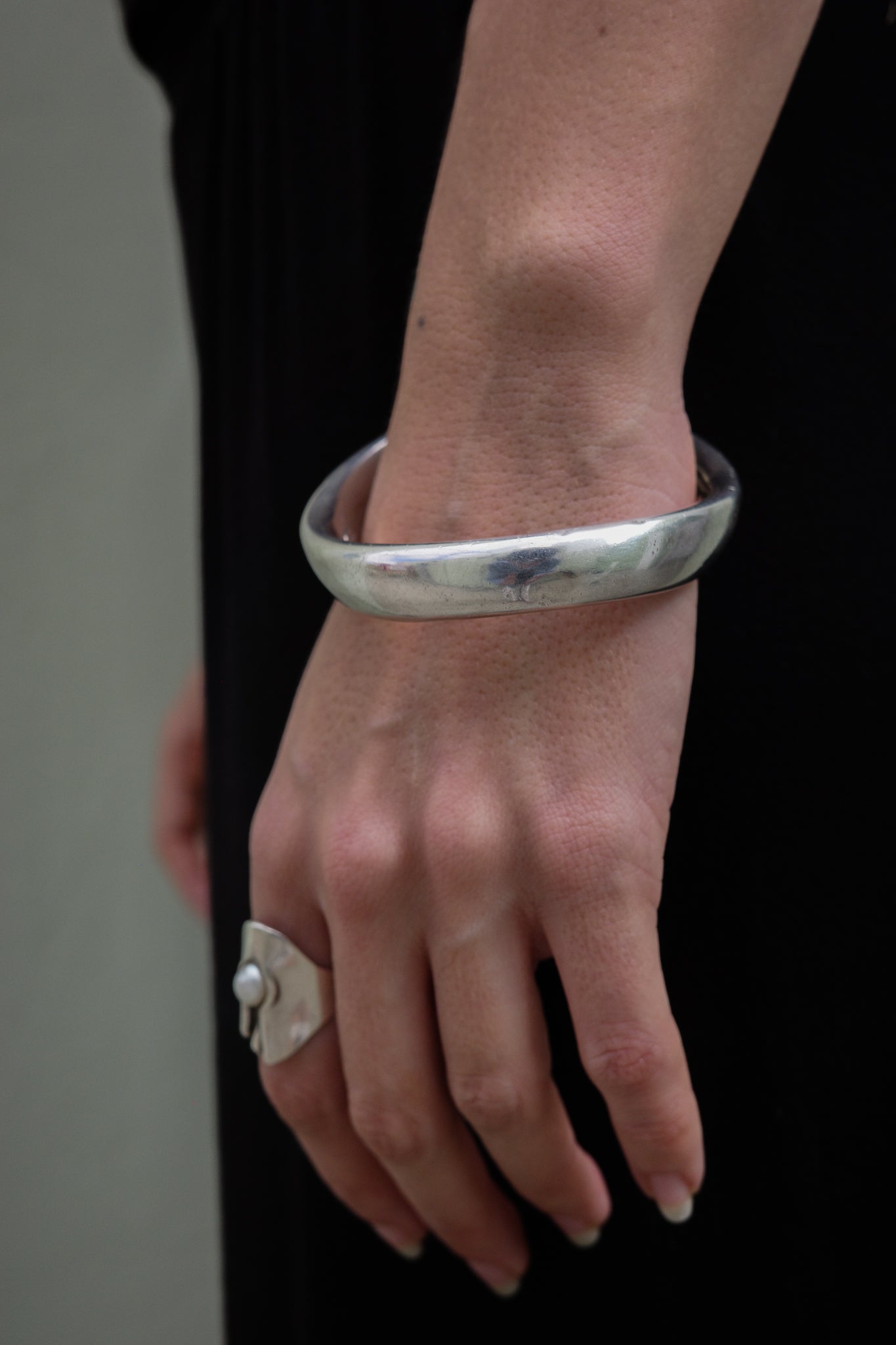 Chunky wave Italian bangle