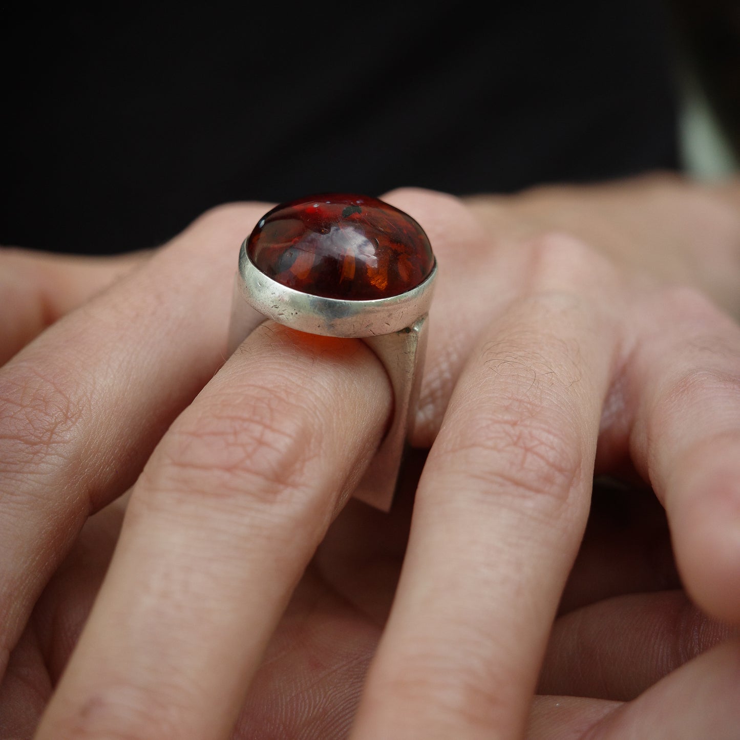 Amber bubble ring