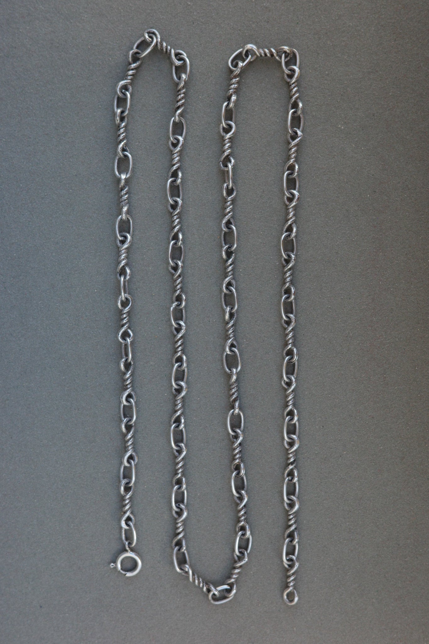 Antique twisted link chain