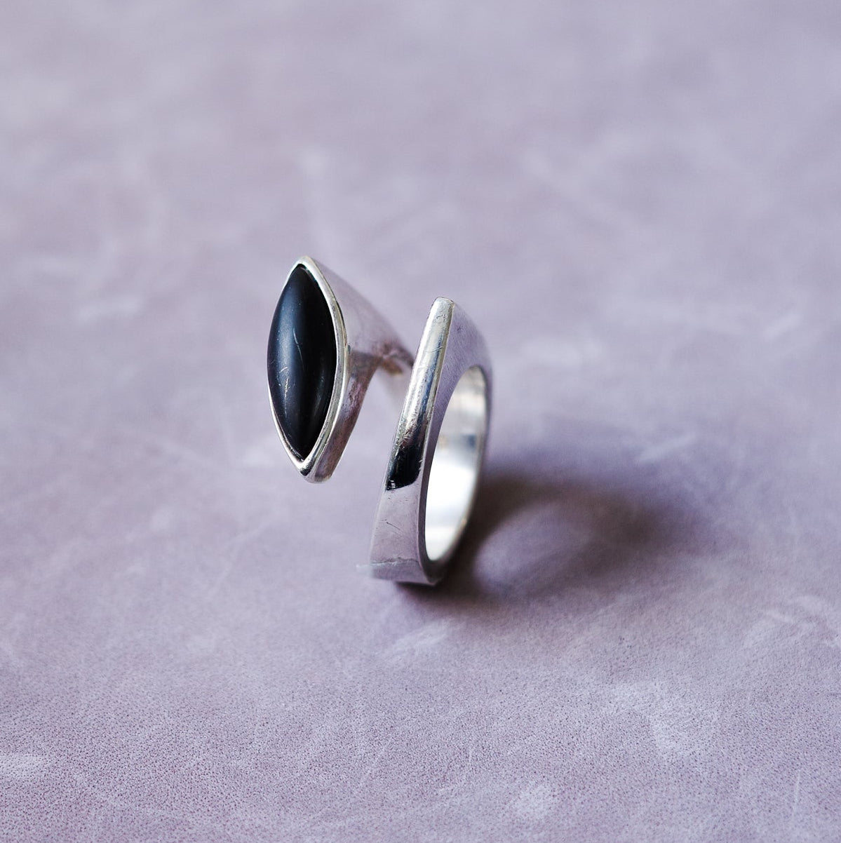 Sculptural modernist ring with obsidian