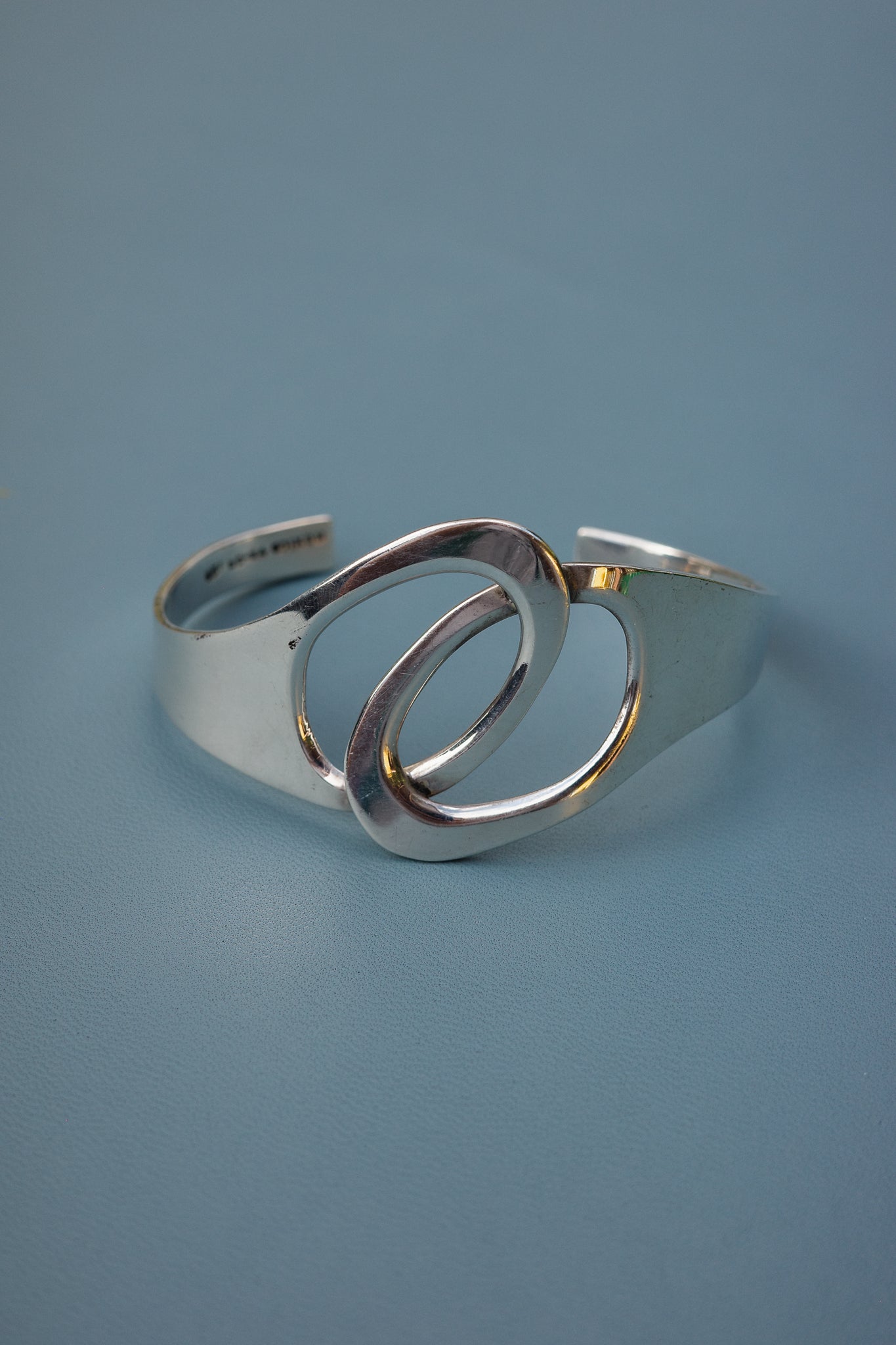 Loop Lock bracelet