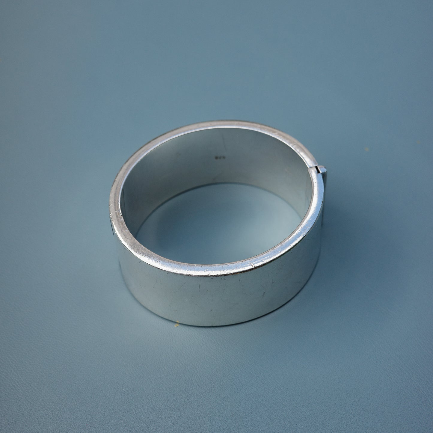 Wide sterling hinged bangle