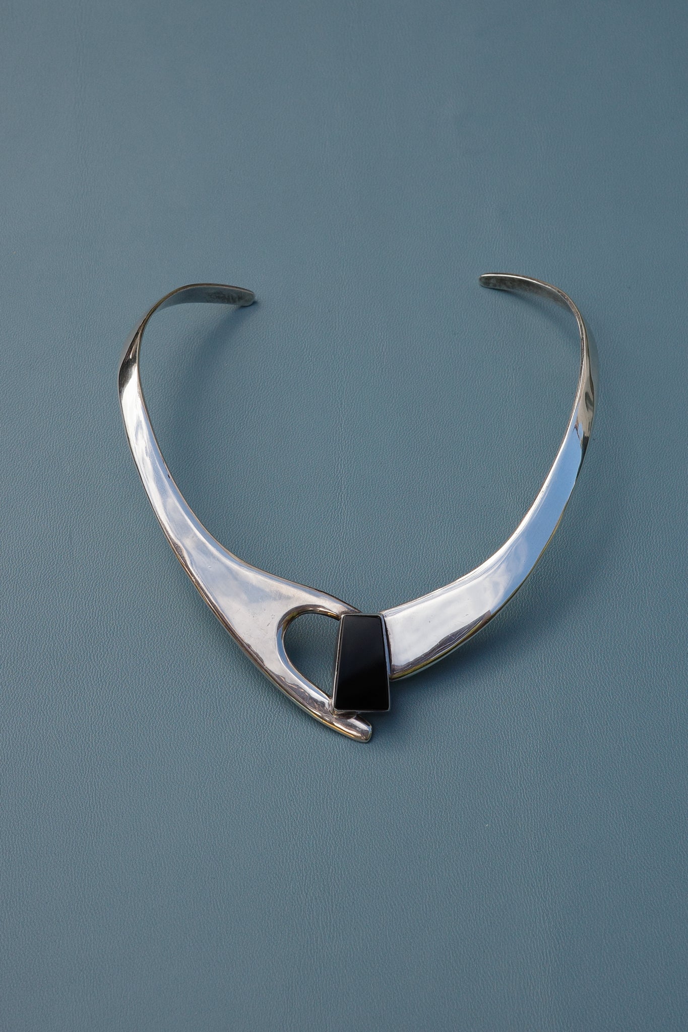Mexican collar with black onyx stone