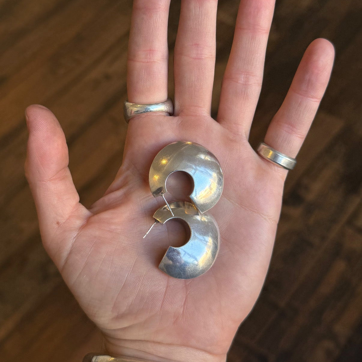 Jumbo flat hoops