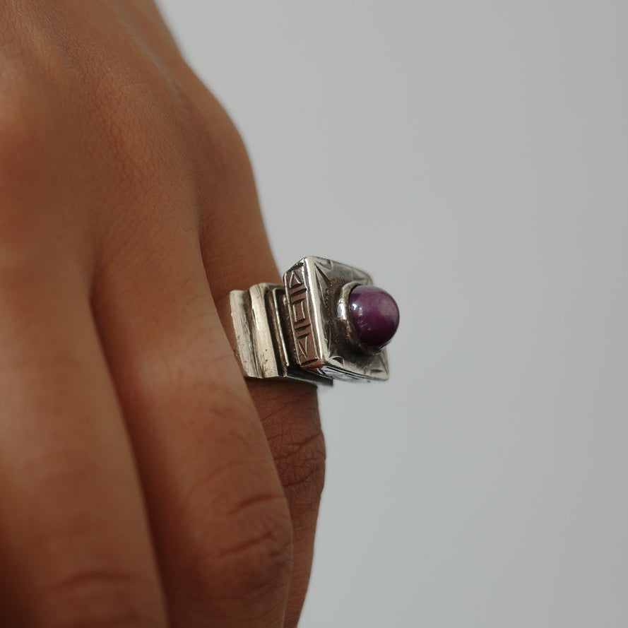 Pakistani Star Ruby ring