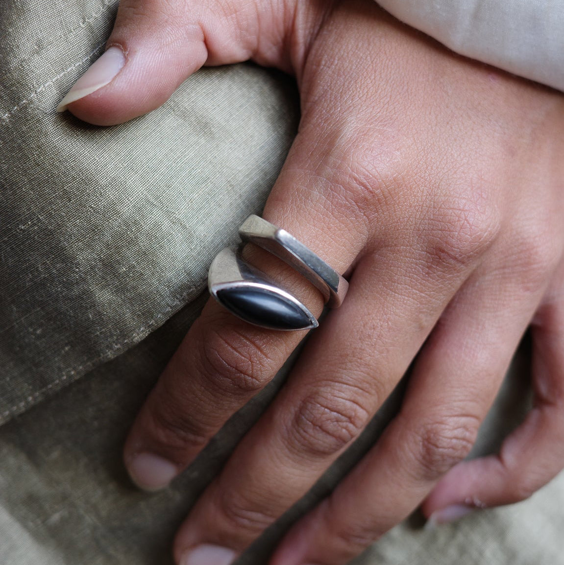 Sculptural modernist ring with obsidian