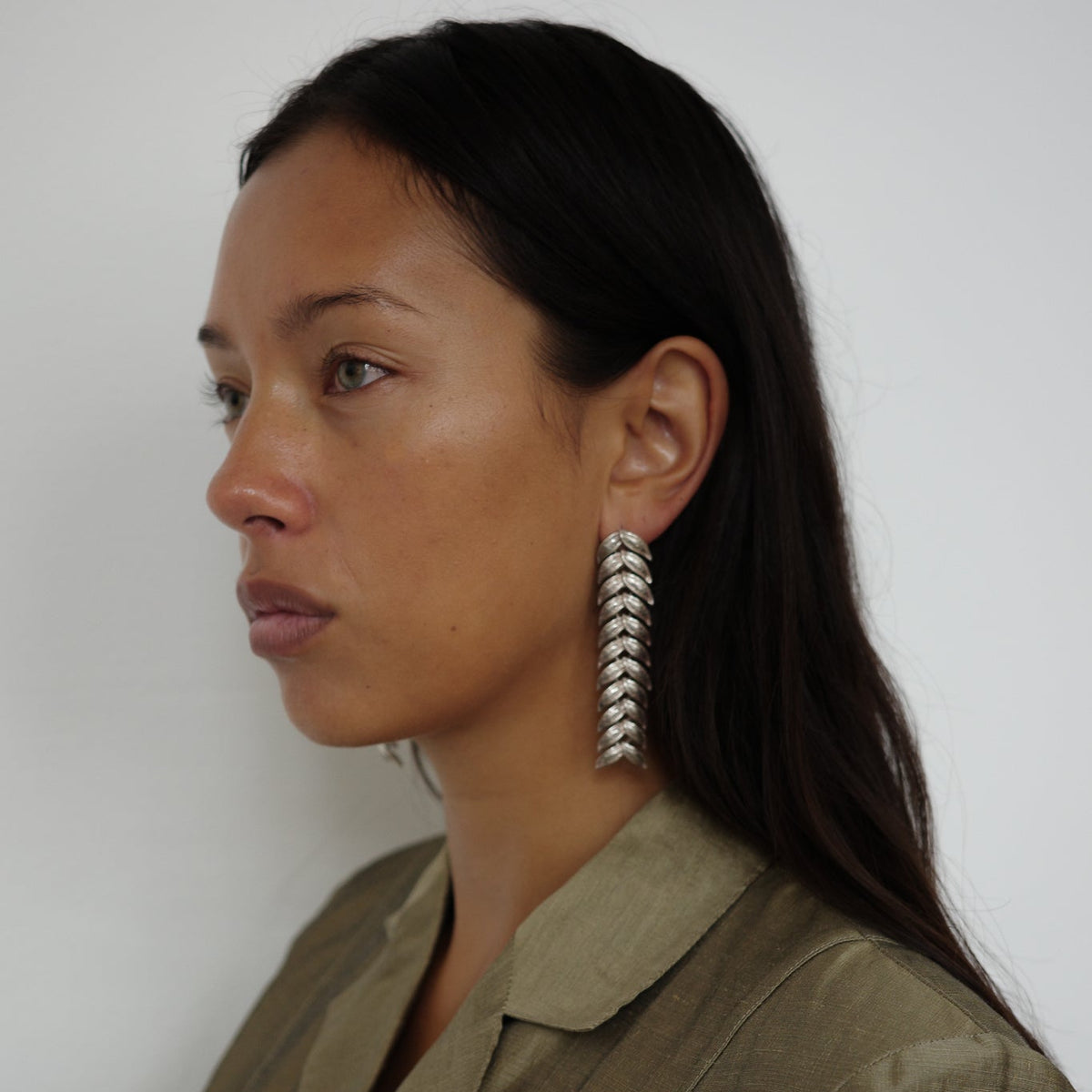 Leaf dangle earrings