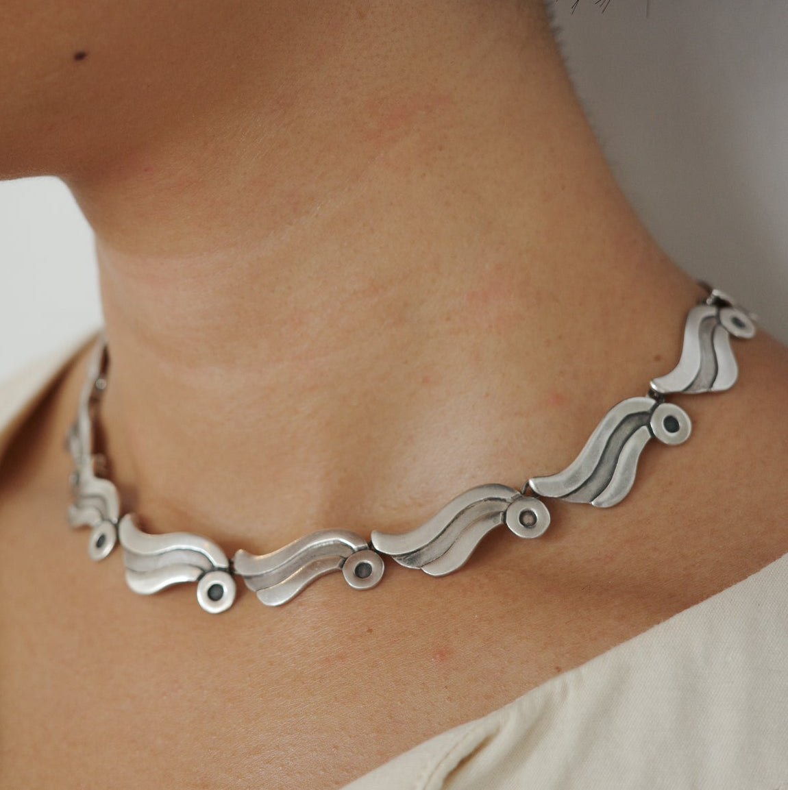 Pedro Castillo 1940s neck piece