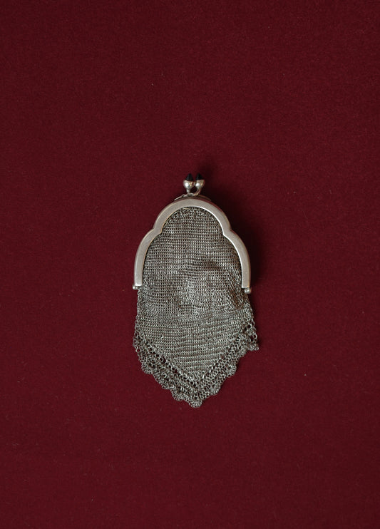 1930s silver mesh purse pendant