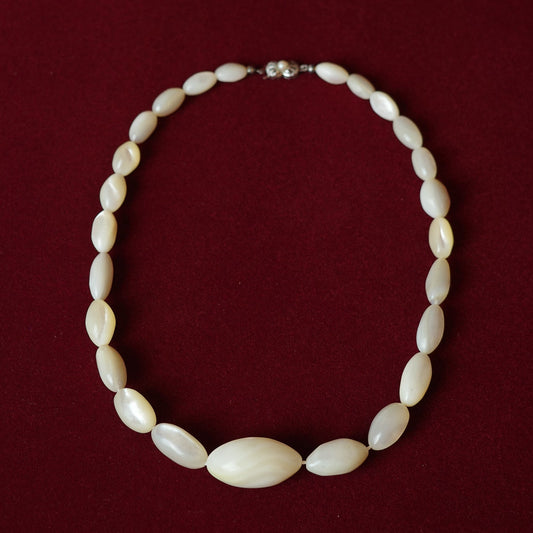 Mother of pearl necklace