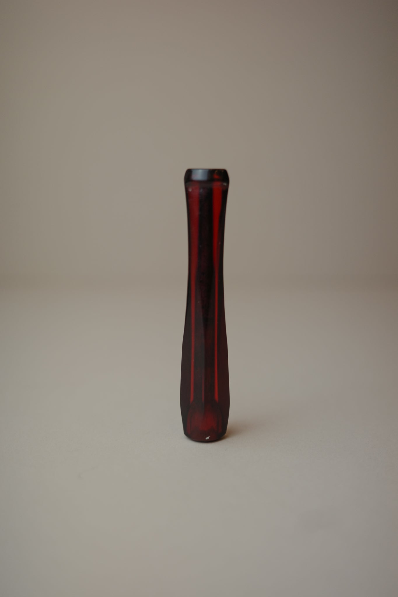 Bakelite cigarette holder