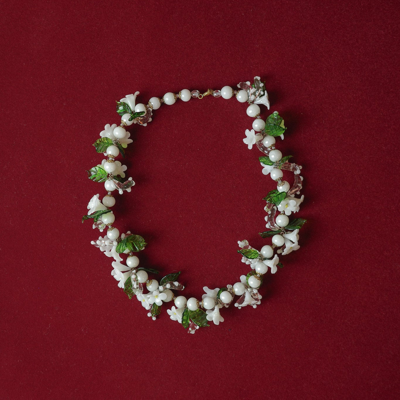 Murano glass jasmin necklace