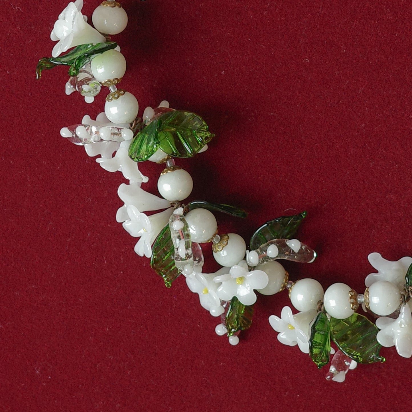 Murano glass jasmin necklace