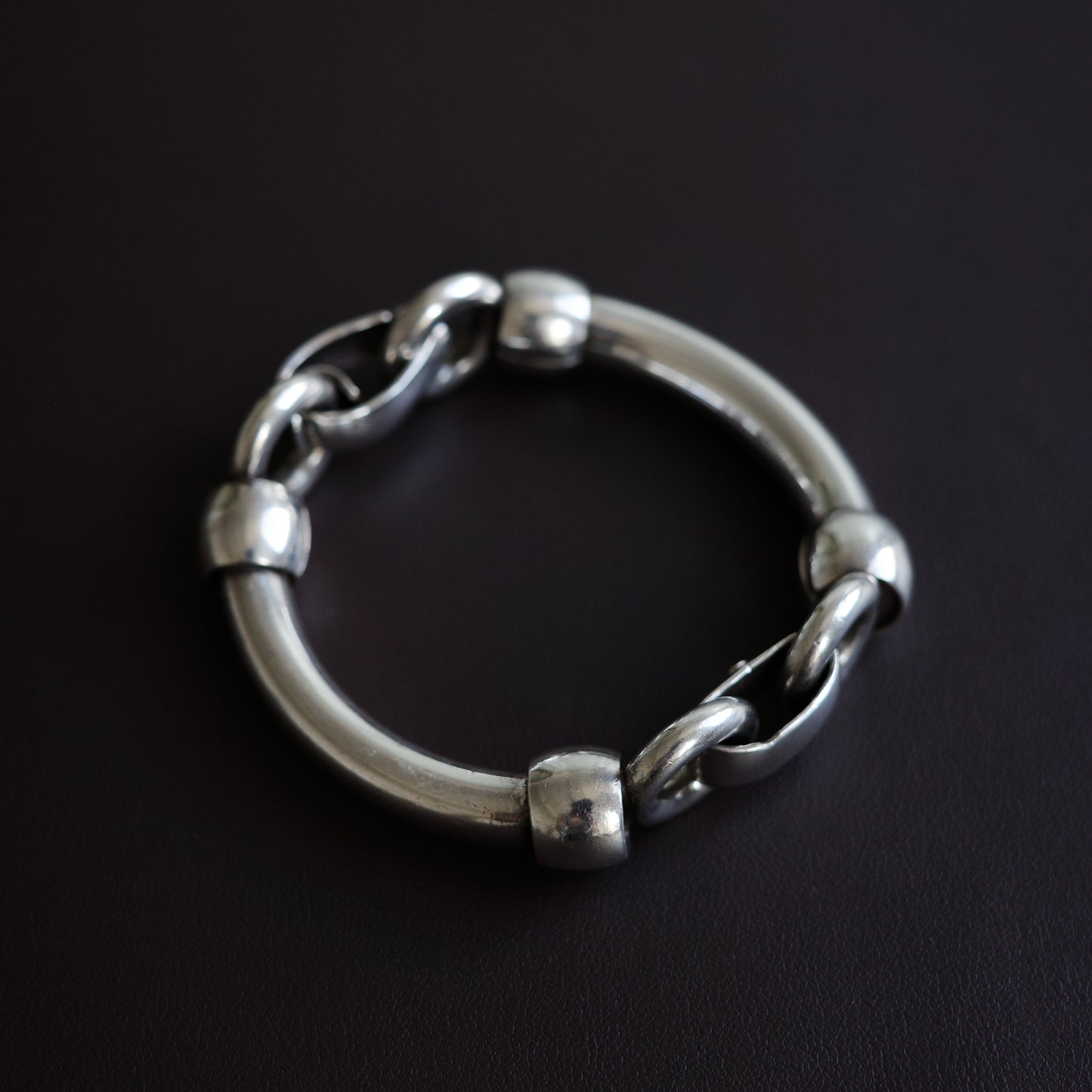 Rare German sterling circle link bangle