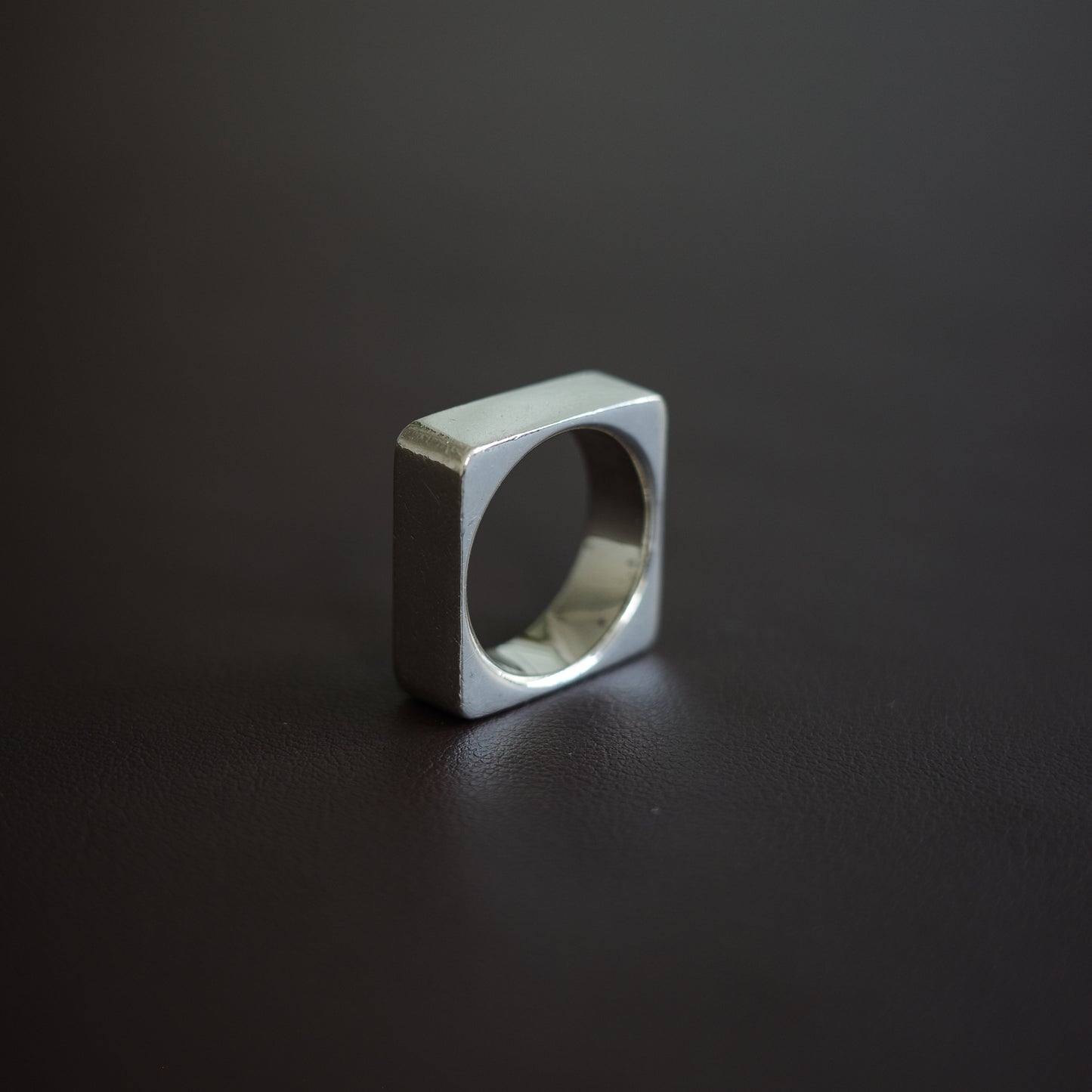 Solid square ring