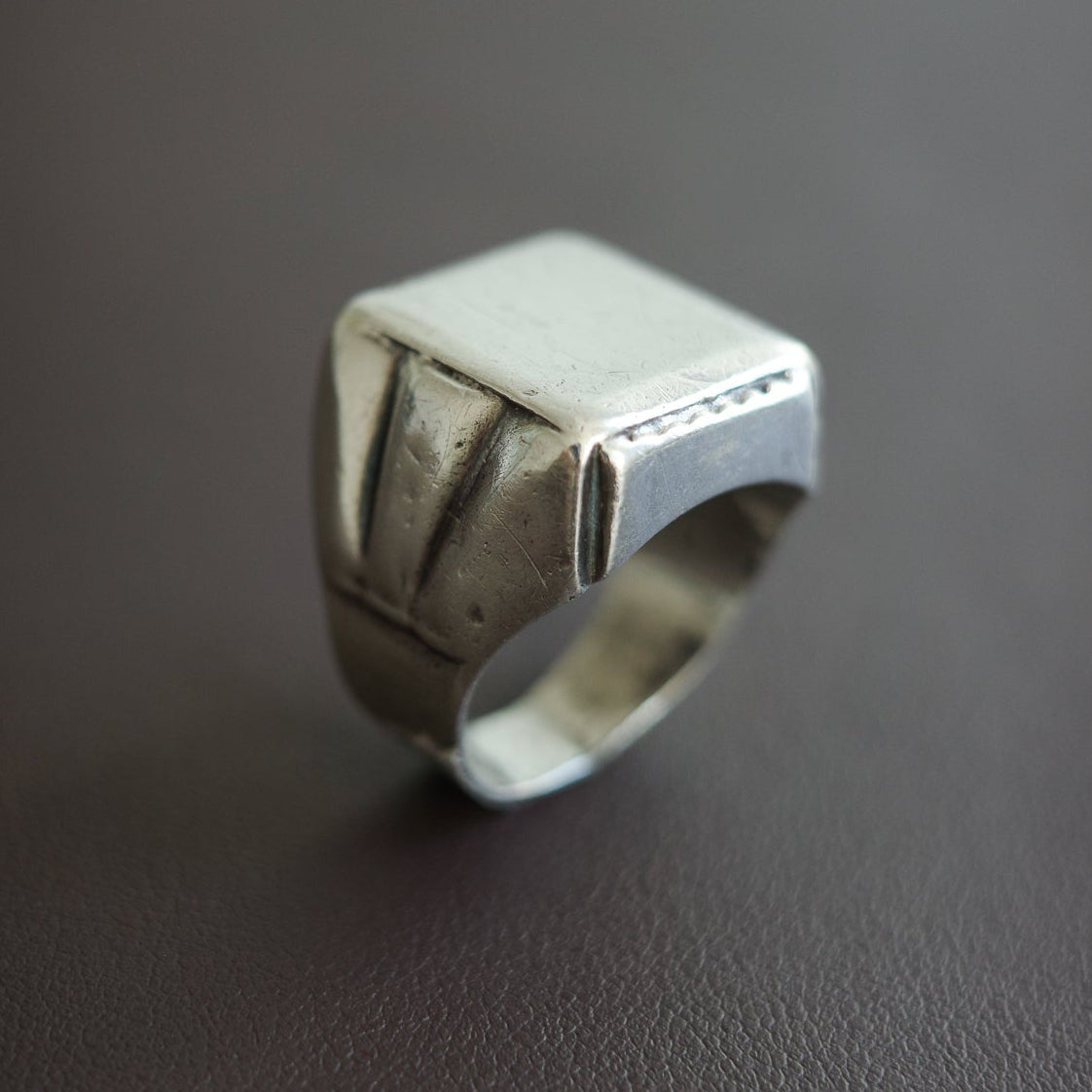 Art Deco studio-crafted signet ring
